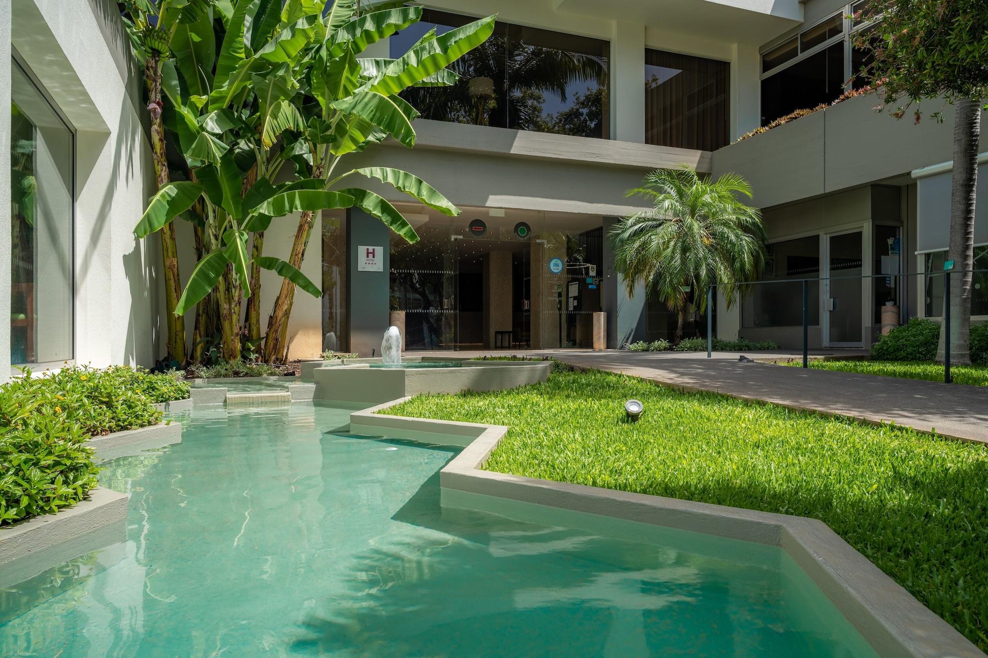 Vista Exterior Hotel Girassol - Suite Hotel