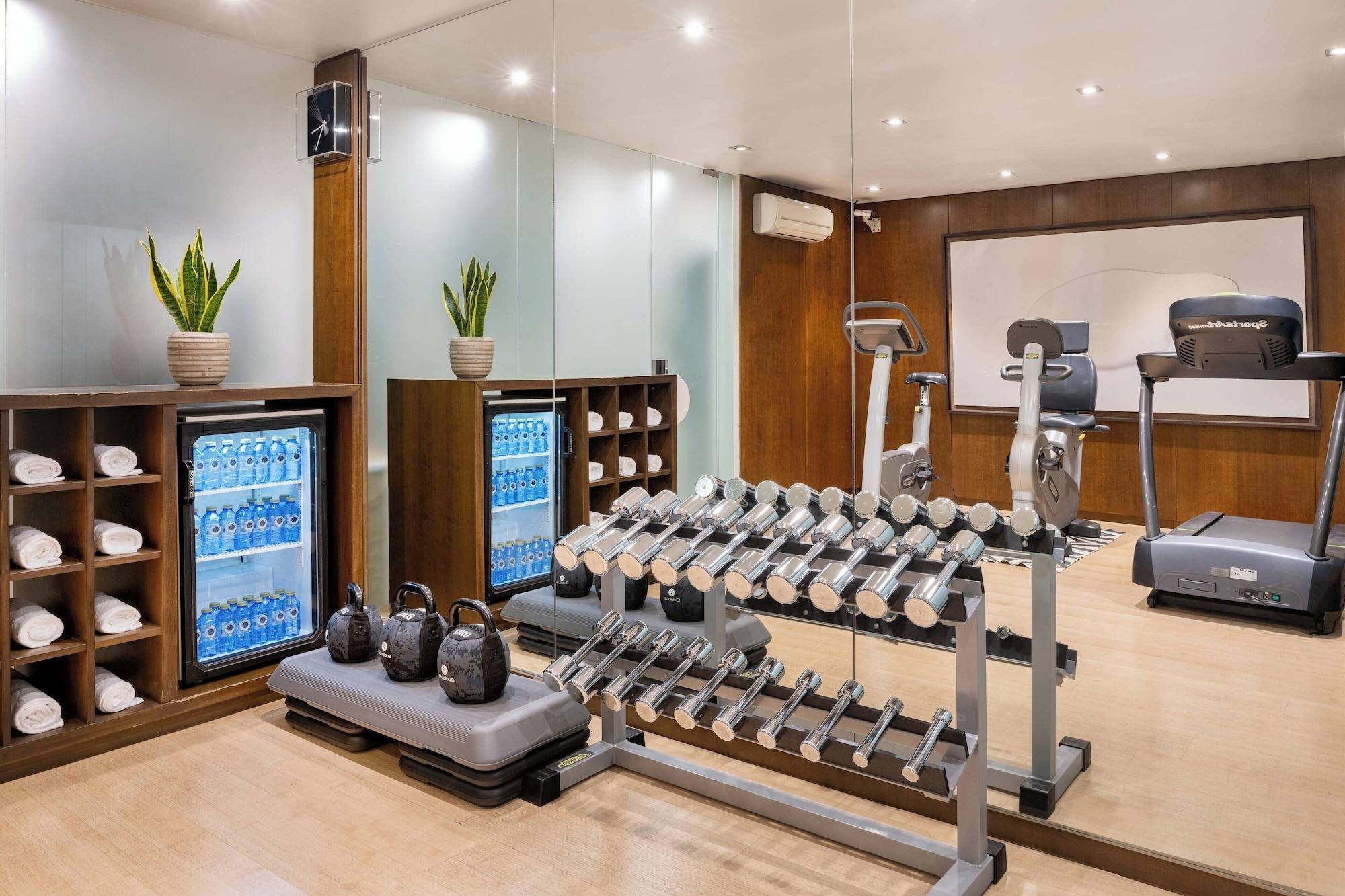 Gimnasio AC Hotel Palacio Universal by Marriott