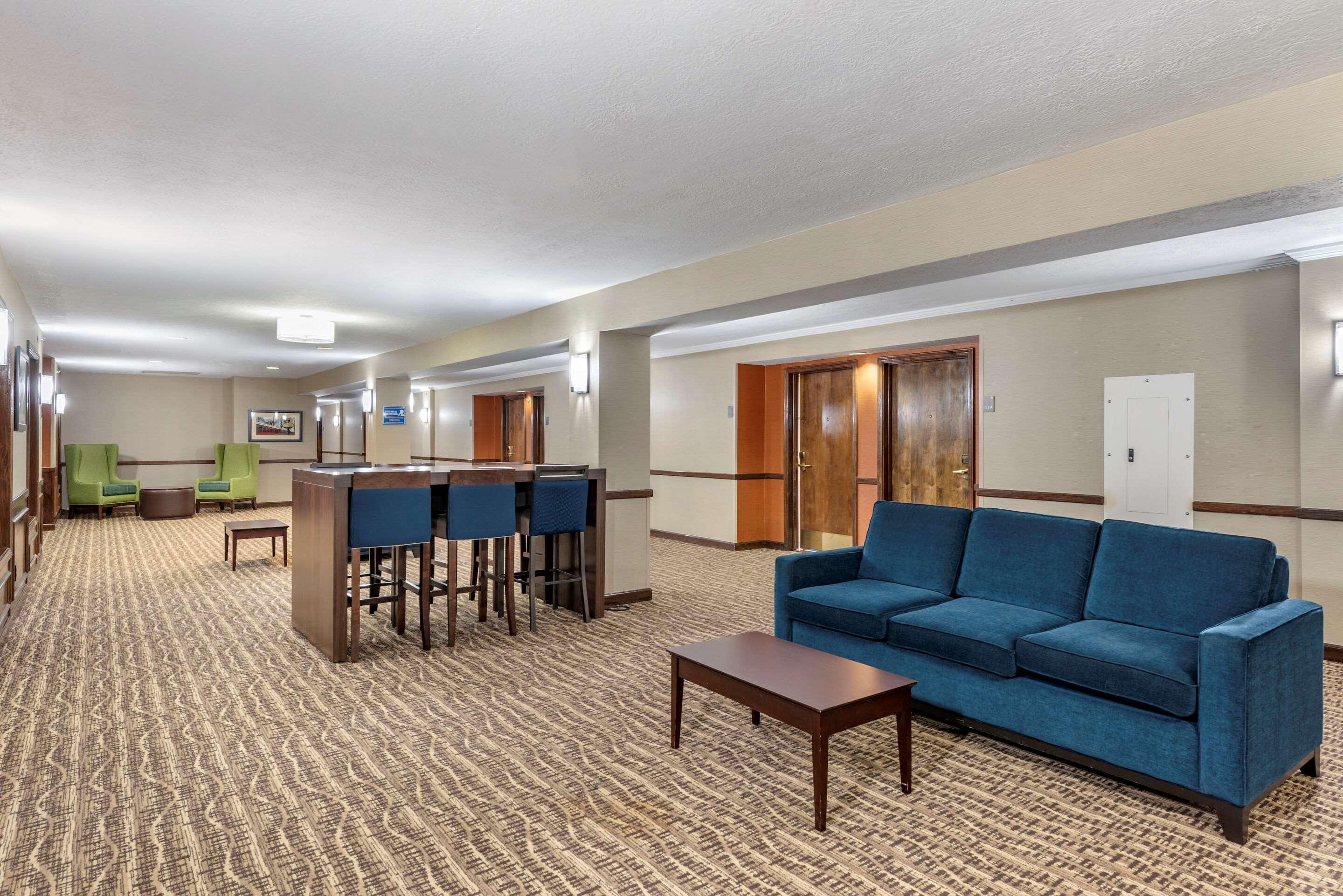 Vista Lobby Comfort Inn Lafayette I-65