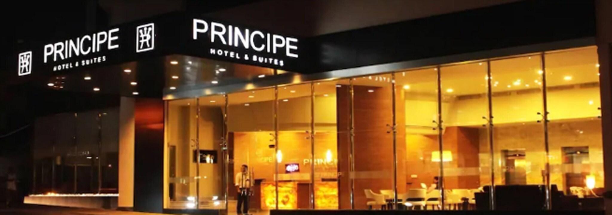 Vista Exterior Principe Hotel and Suites