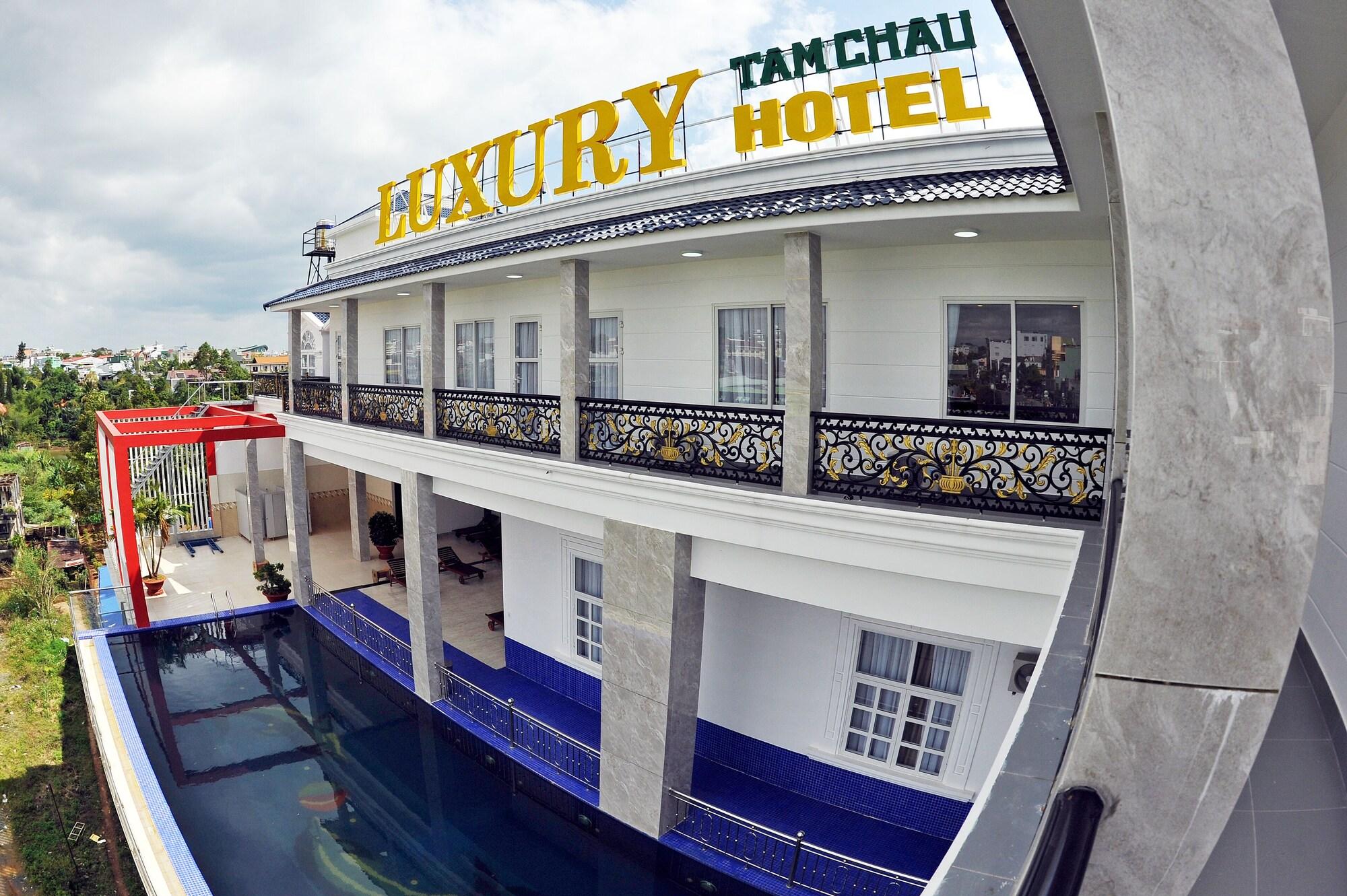 Vista Exterior Tam Chau Luxury Hotel
