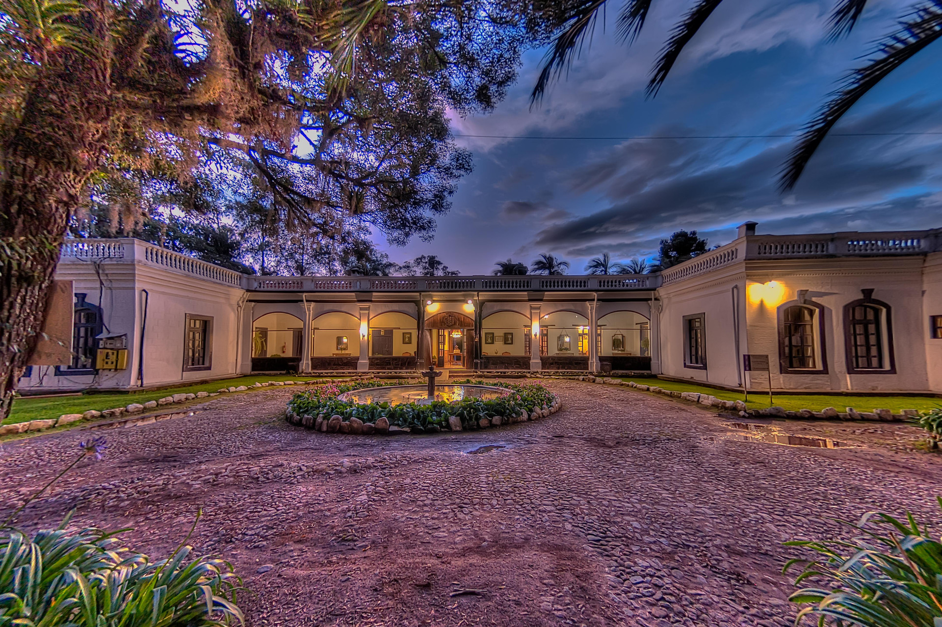 Vista Exterior Hosteria Hacienda Pinsaqui