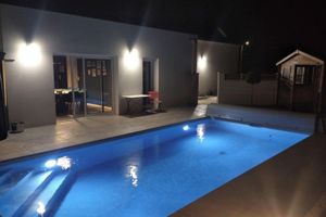 Alquiler Vacacional - House with pool 3 minutes by bike from the beach