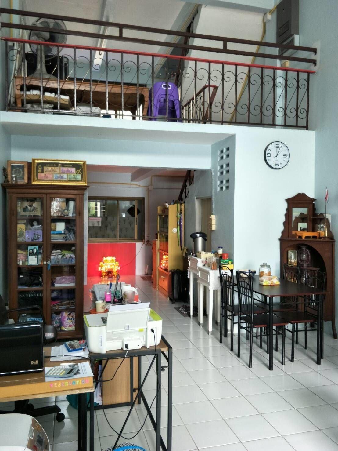 Vista Lobby A & P House Charansanitwong