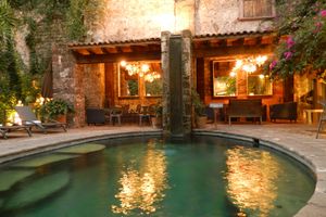 Alojamiento - Hotel El Meson