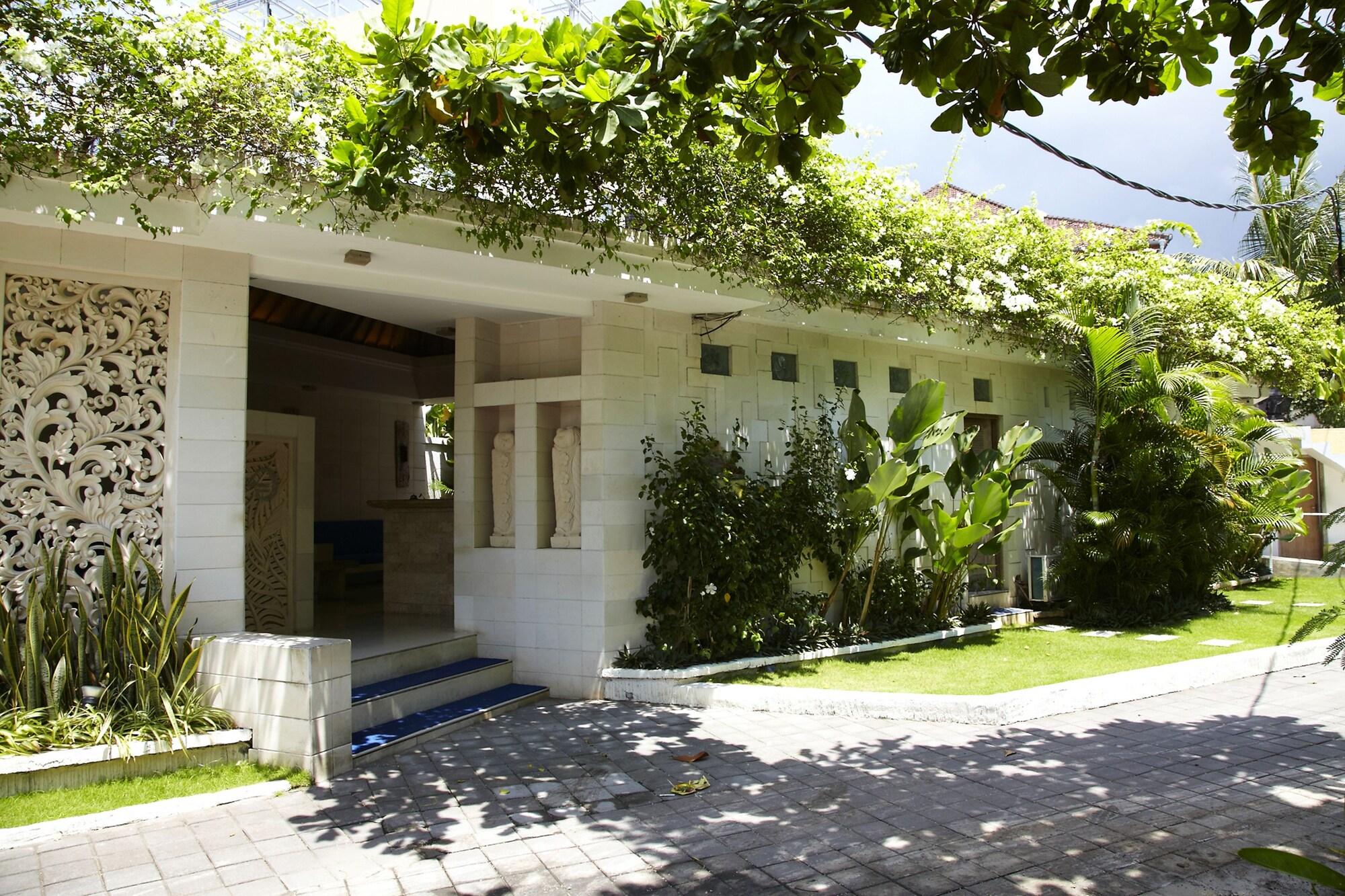 Vista Exterior Artemis Villa and Hotel