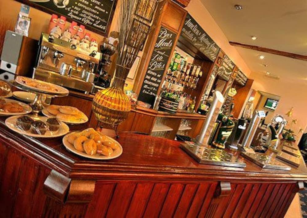 Bar/Salón Talbot
