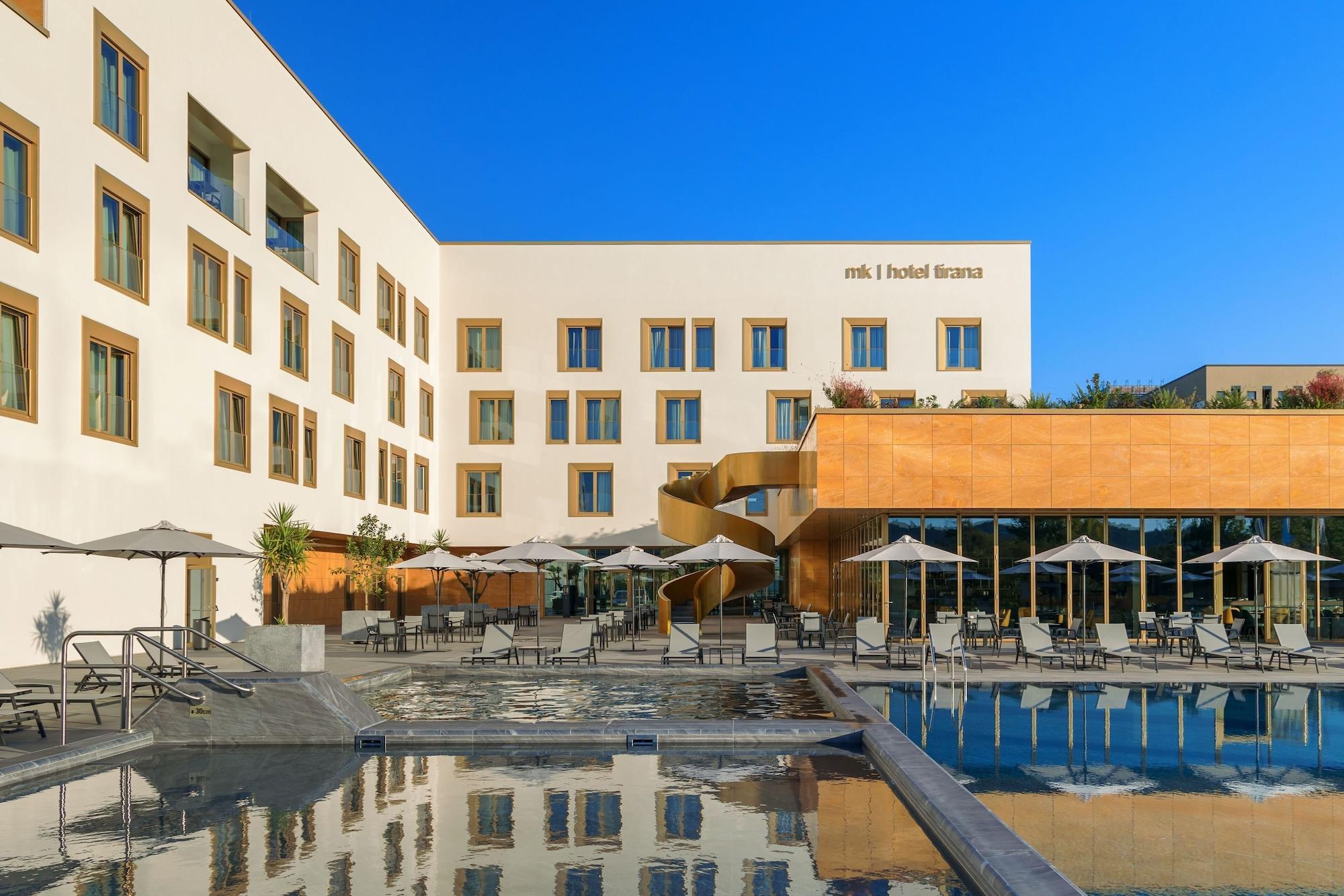 Vista Piscina mk | hotel tirana