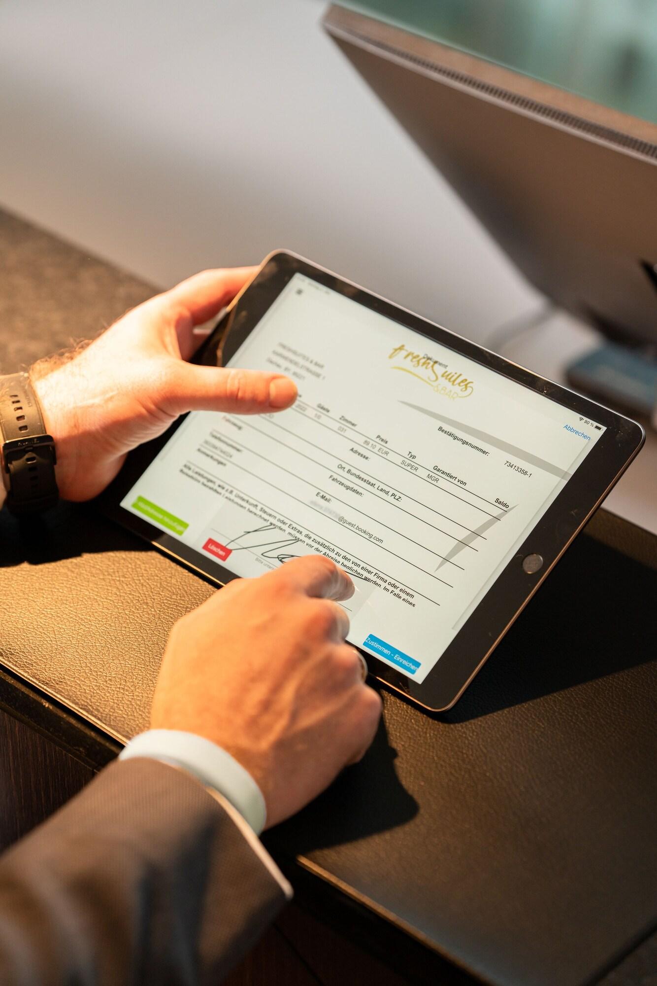 Vista Lobby FreshSuites & Bar