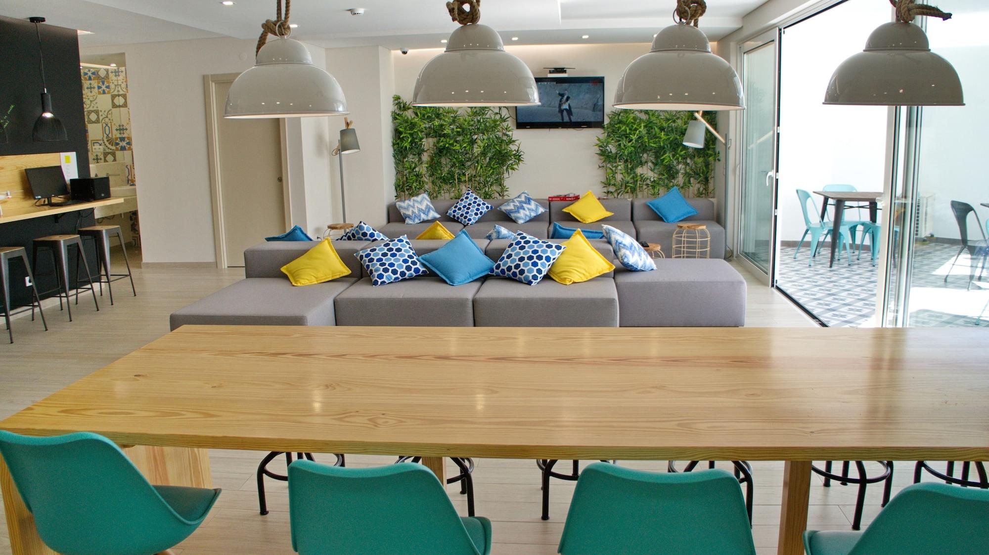 Restaurant Top City Hostel & Suites