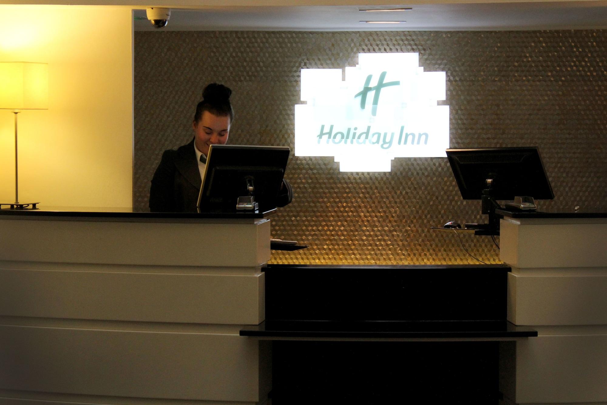 Vista Lobby Holiday Inn Darlington - A1 Scotch Corner by IHG