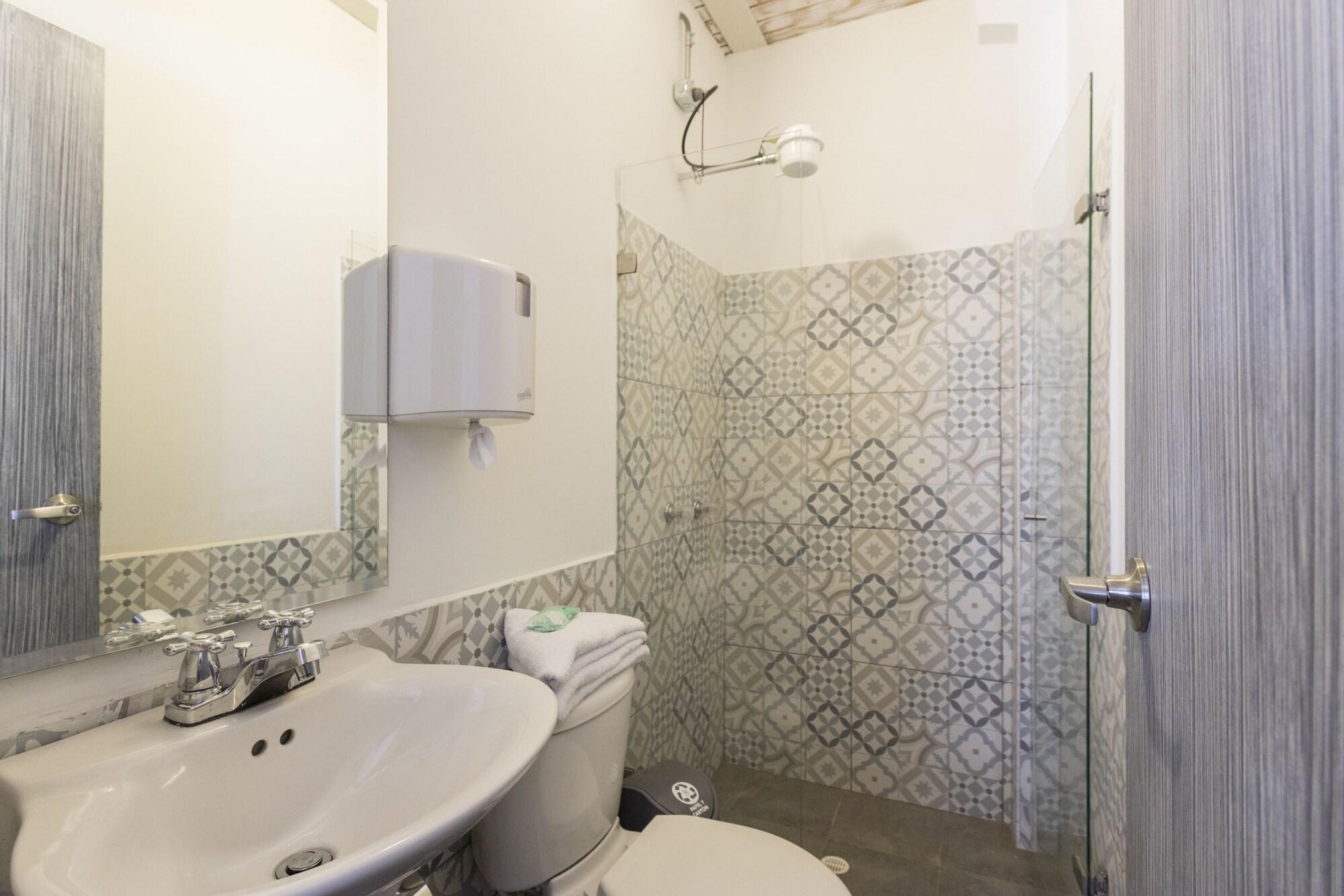 Equipamiento de Habitación Gaston Coliving Hostel