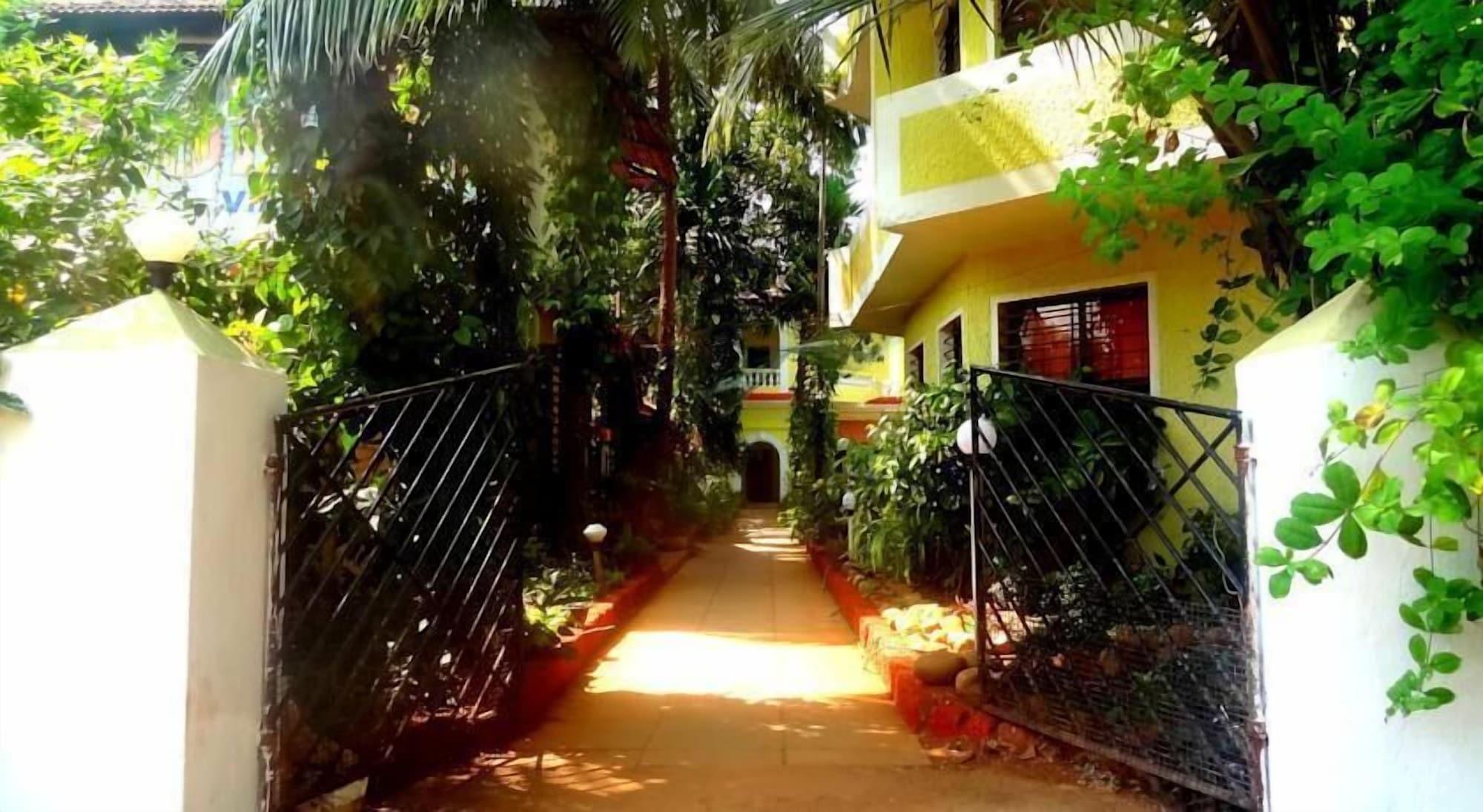 Vista Exterior Poonam Village Resort