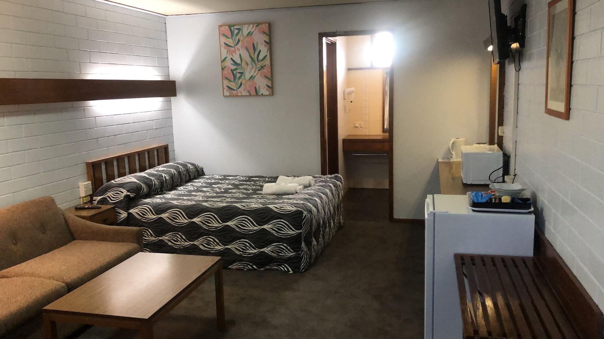 Habitación Century Motor Inn