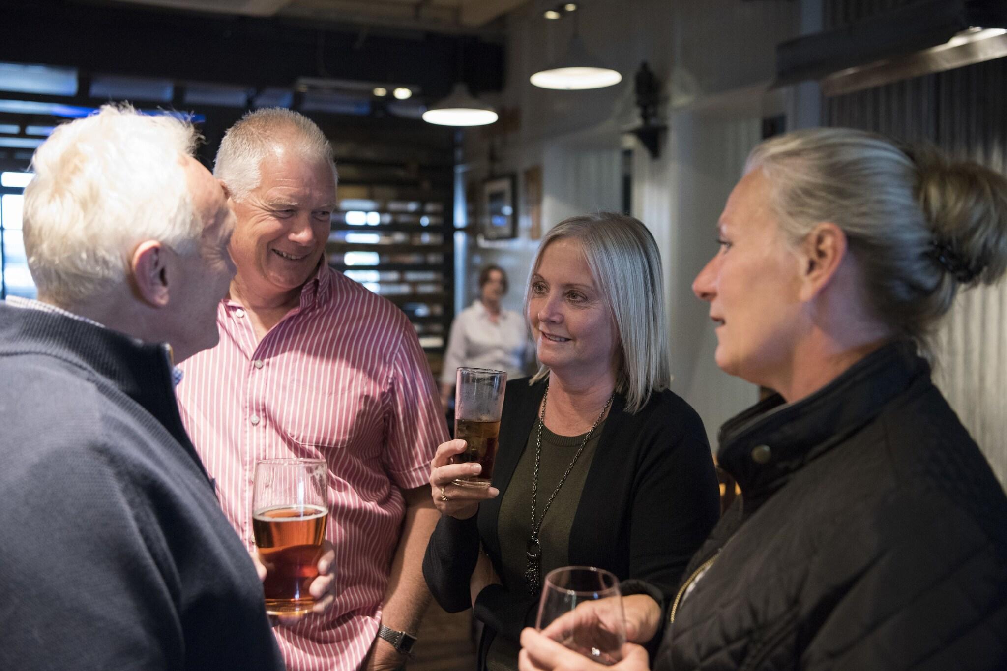 Bar/Salón Ship and Trades