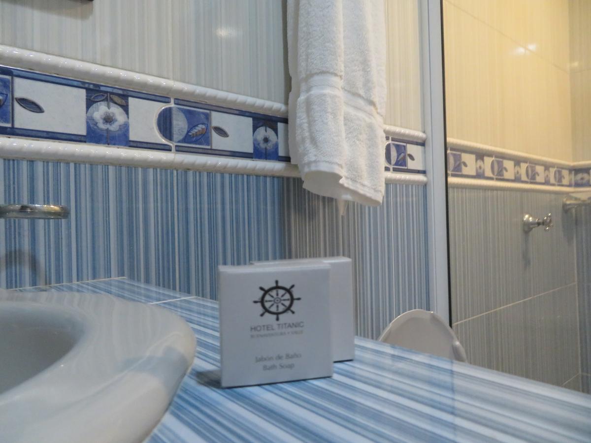 Comodidades do quarto Titanic Pacífico