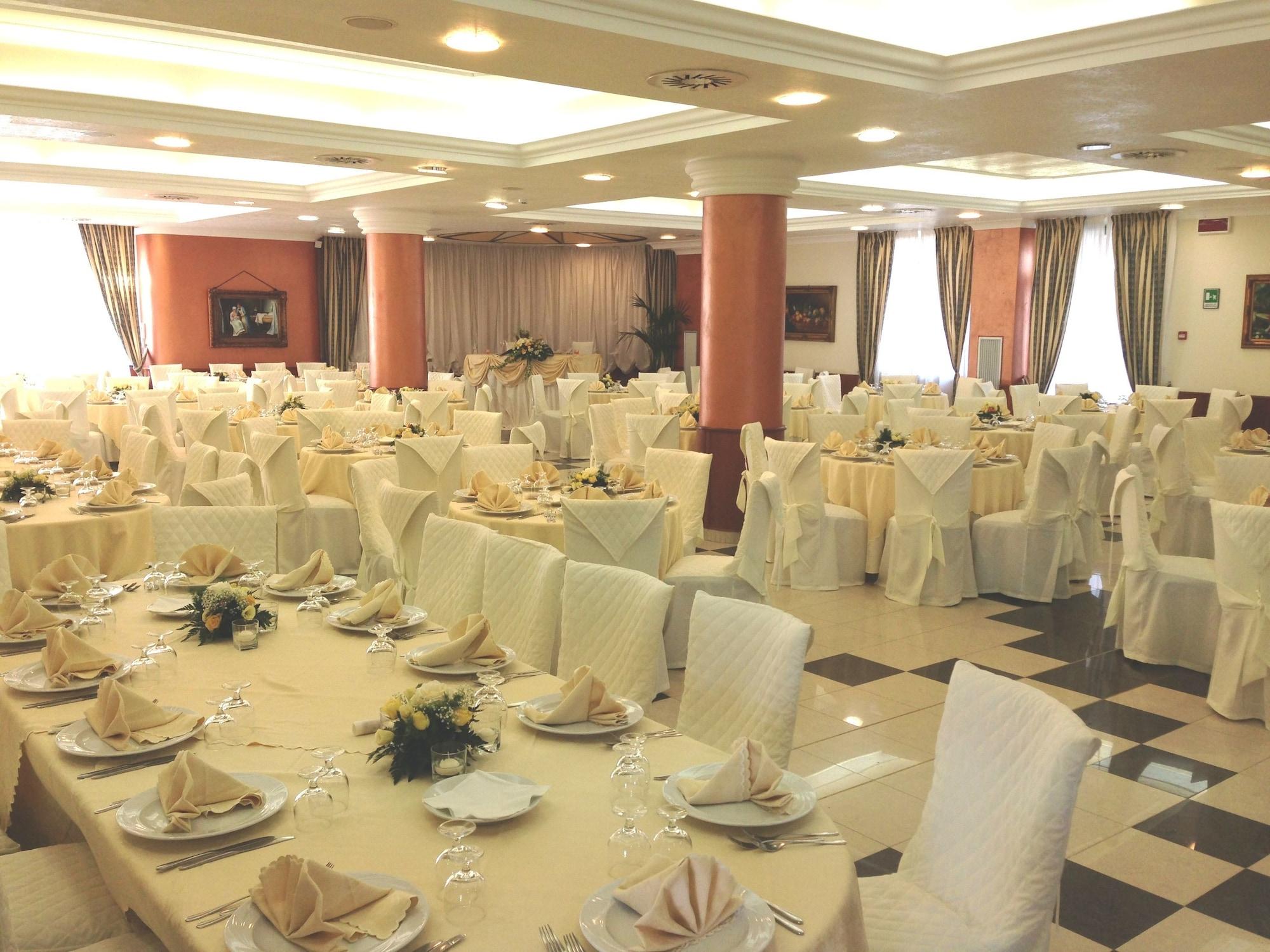 Salón de Baile Hotel Castelmonardo