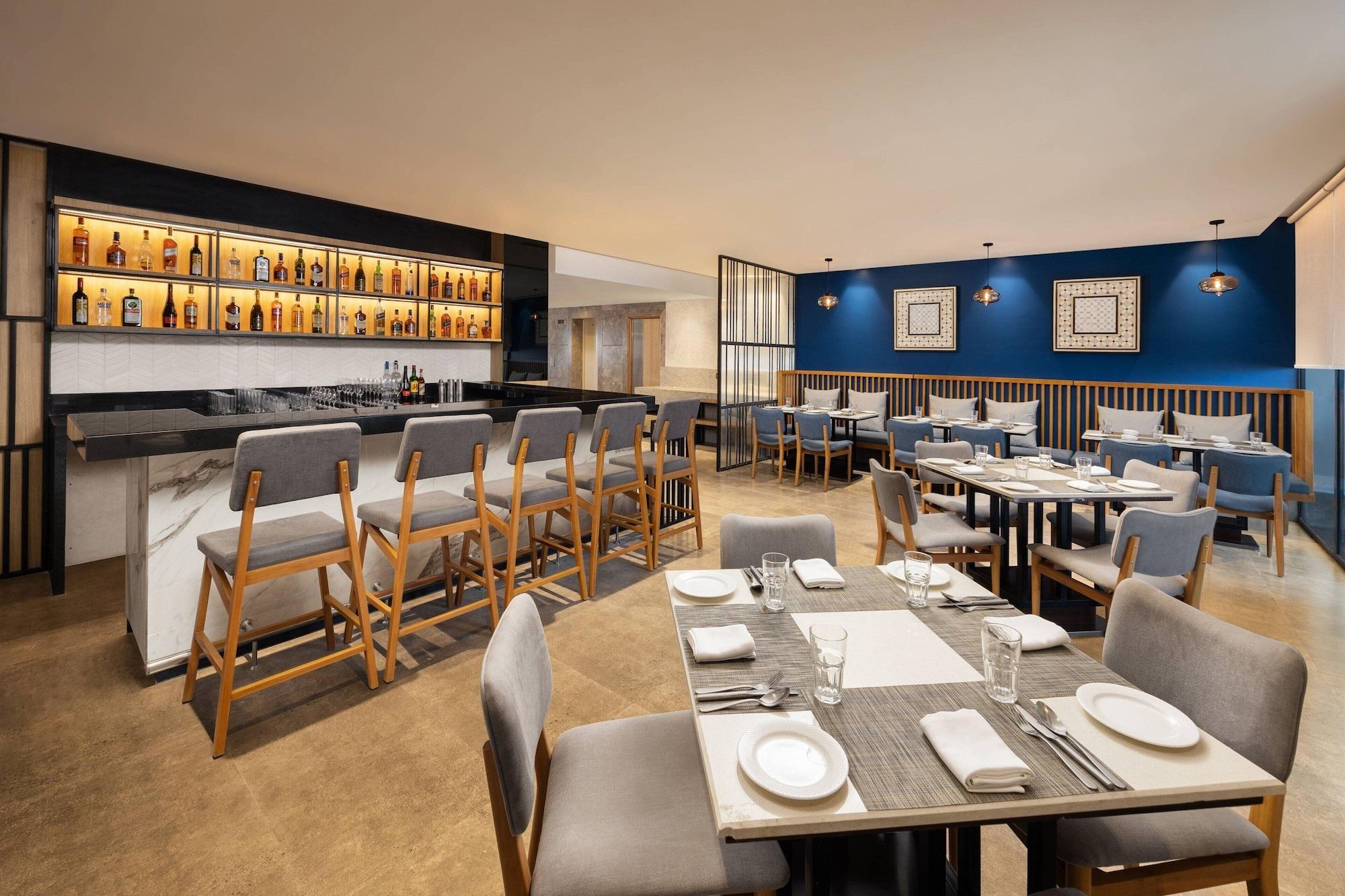 Bar/Salón Fairfield by Marriott Jaipur