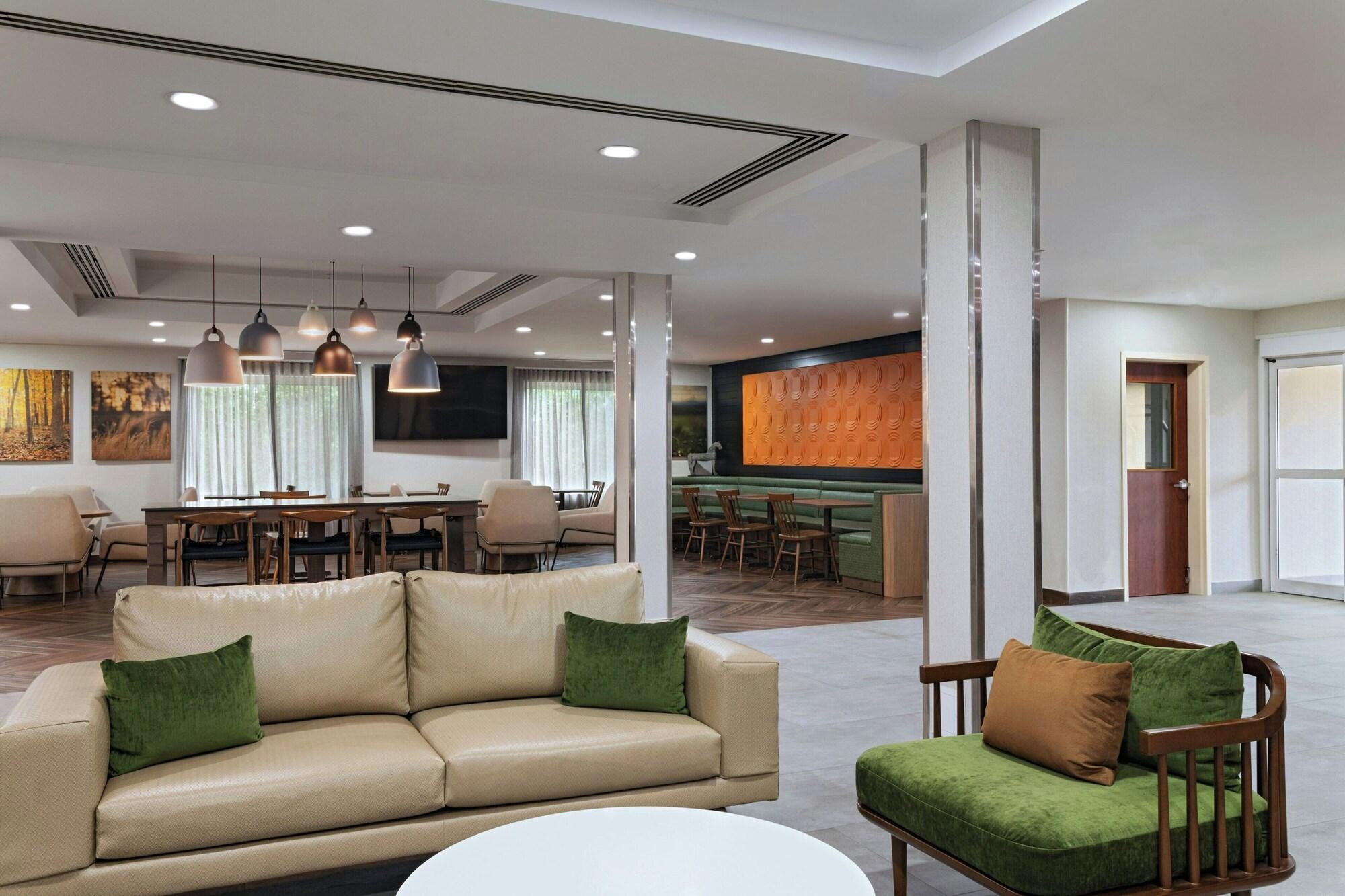 Vista Lobby Fairfield Inn by Marriott Medford Long Island