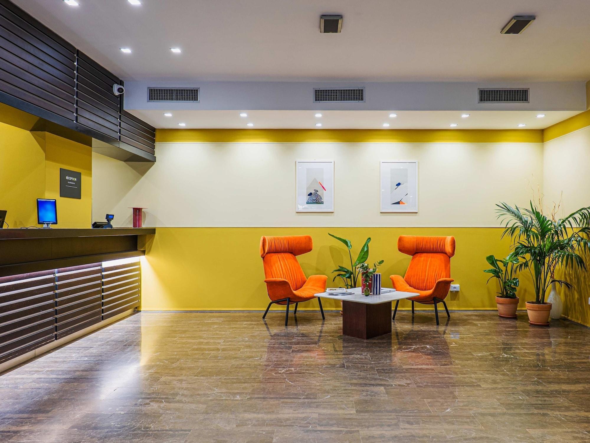 Vista Lobby B&B HOTEL Fabriano Janus