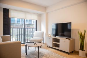 Alojamiento - w Elegant 2BR w/ Great Balcony in Miraflores