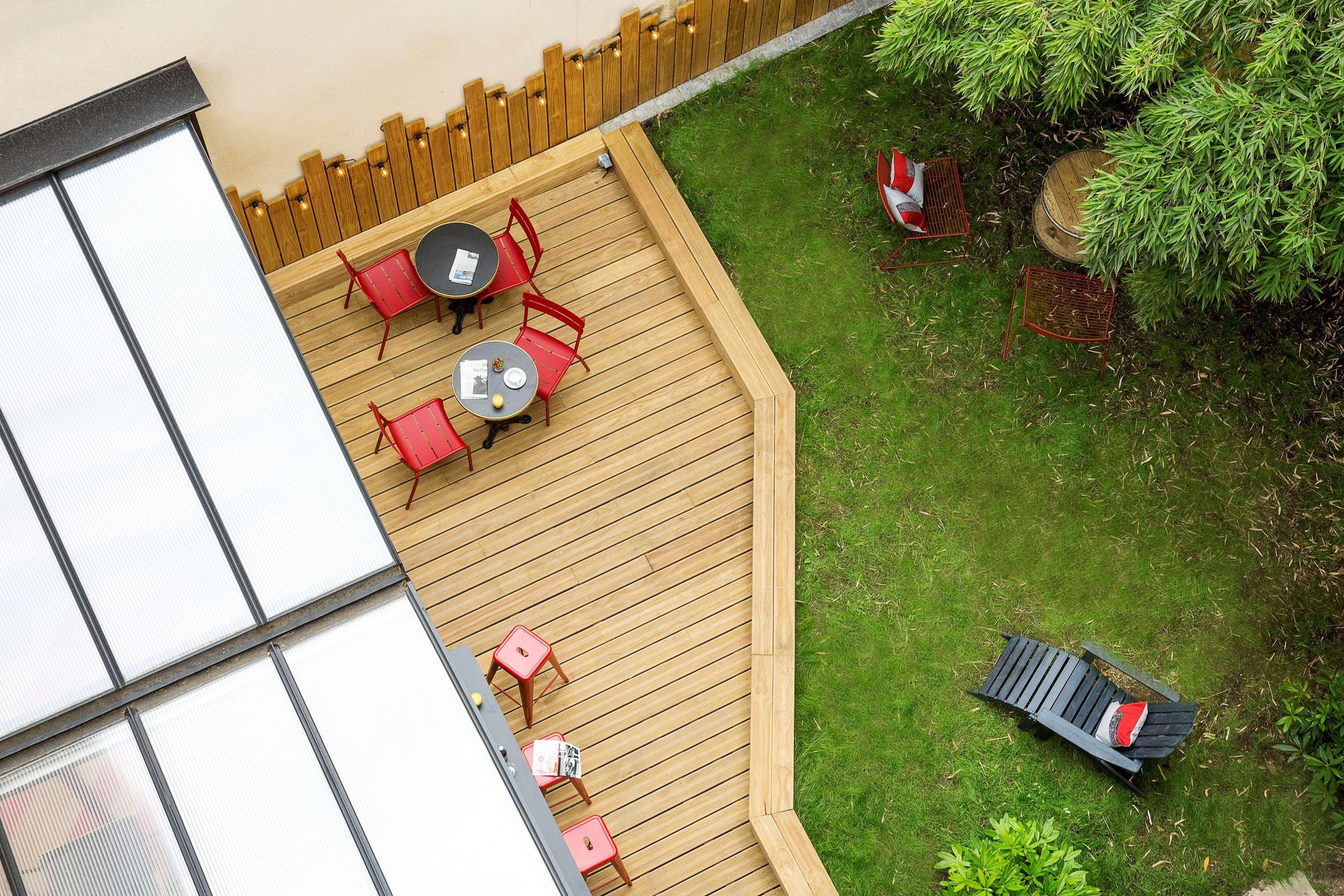 Vista Exterior Hotel Izzy