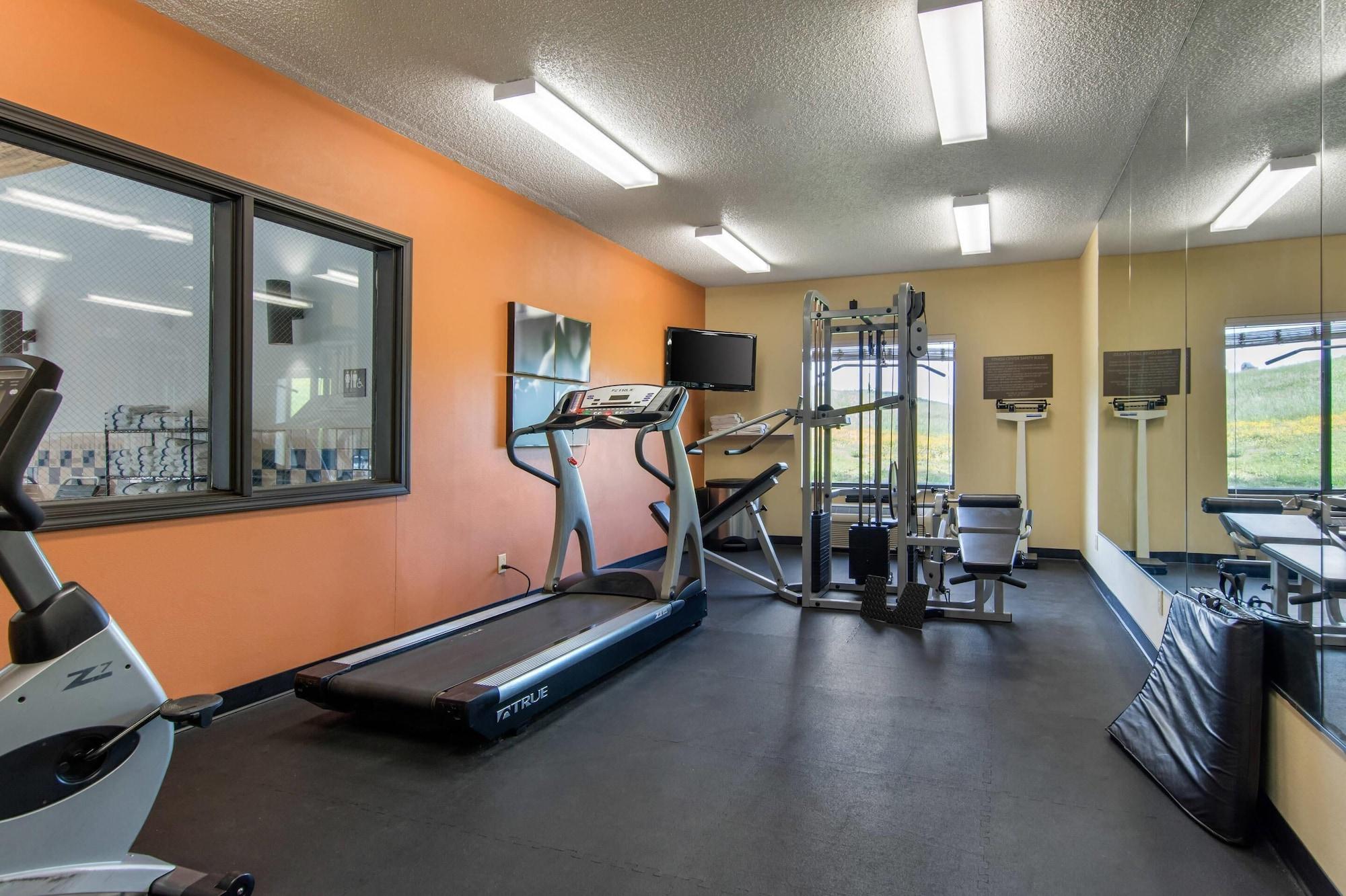 Gimnasio Comfort Inn & Suites Cooperstown / Milford
