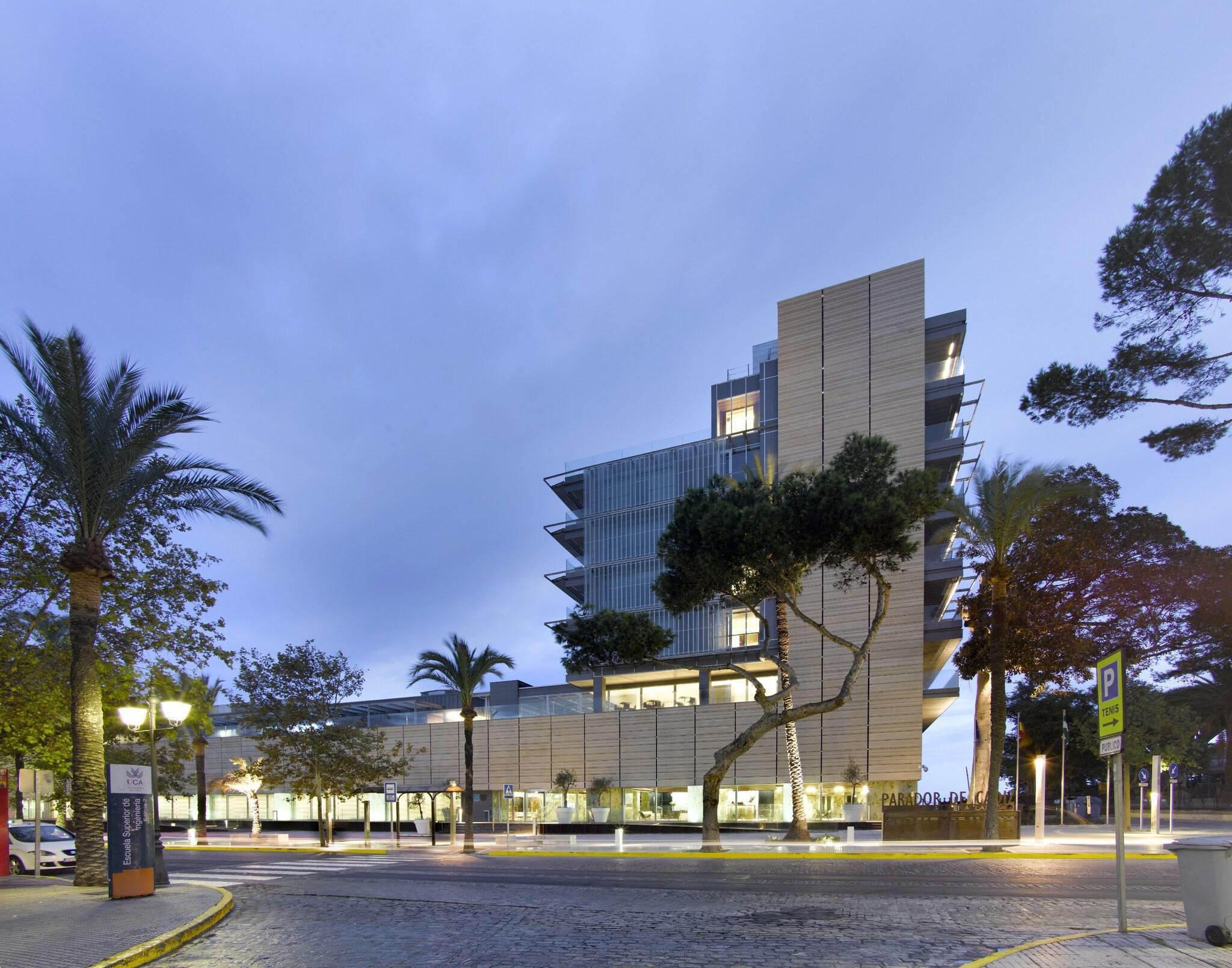 Vista Exterior Parador De Cadiz