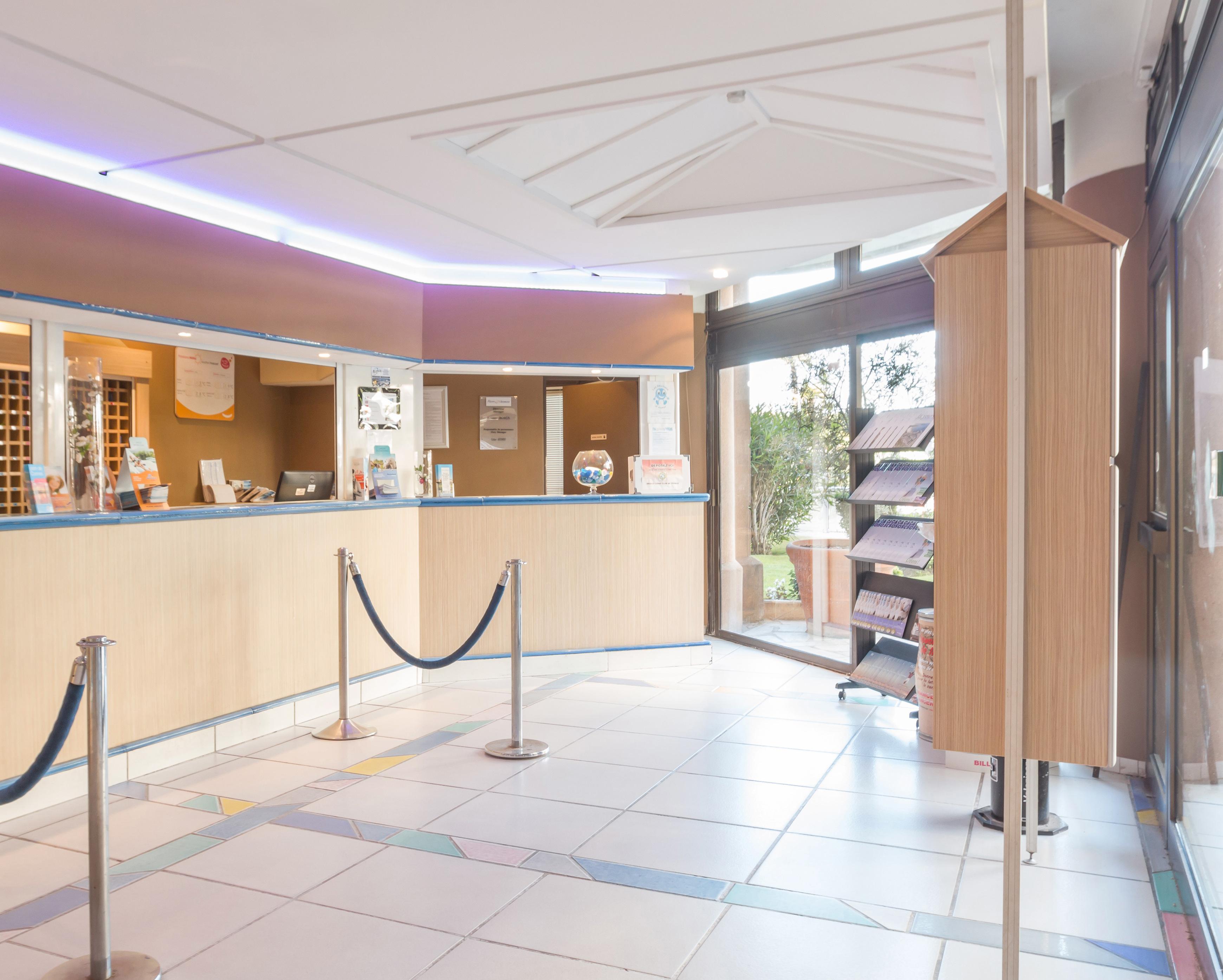 Vista Lobby Résidence La Palme d'Azur Cannes Verrerie