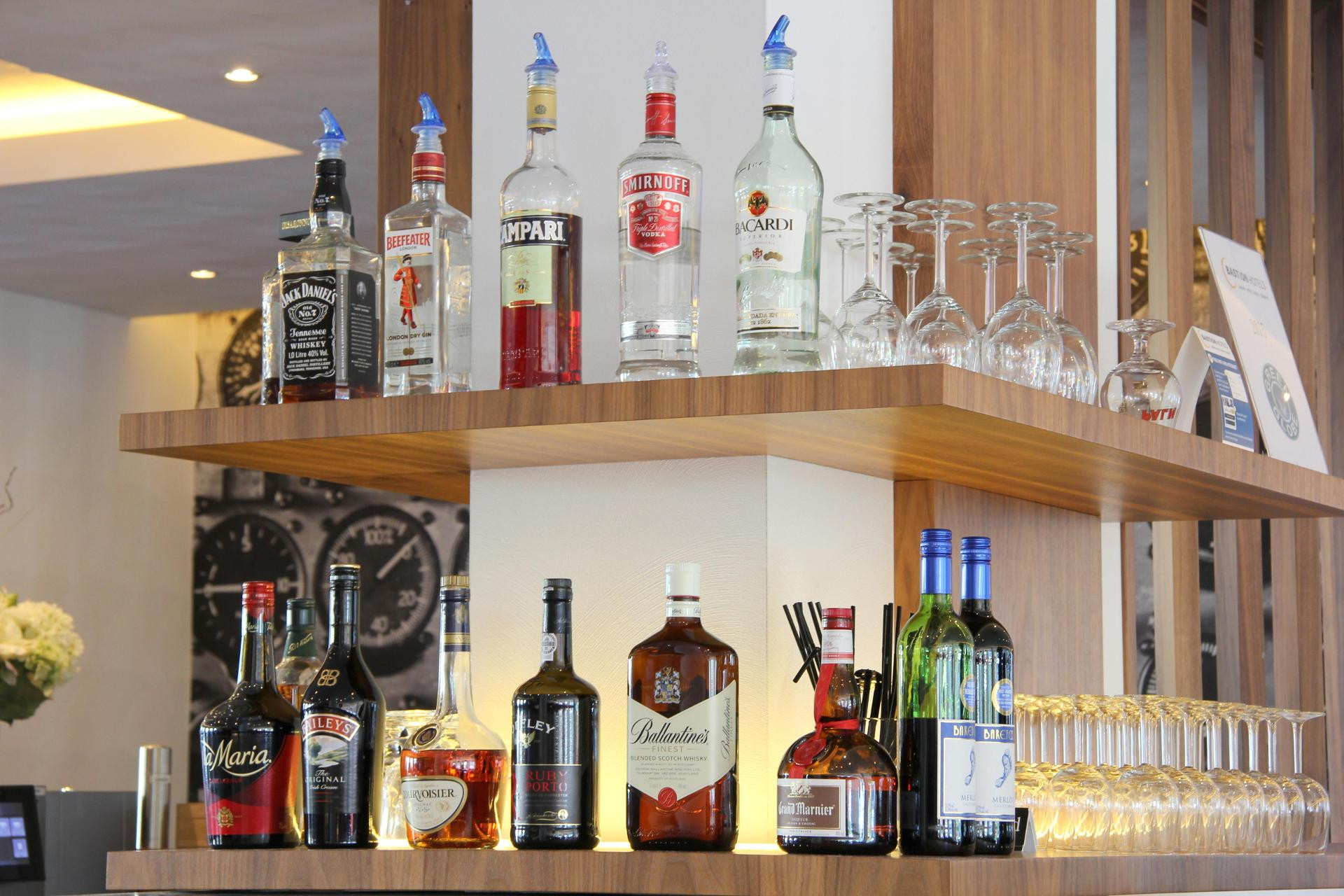 Bar/Salón Bastion Hotel Amsterdam Airport