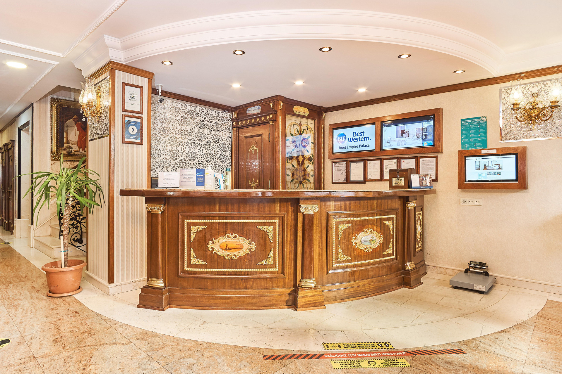 Vista Lobby Best Western Empire Palace Hotel & Spa - Special Class