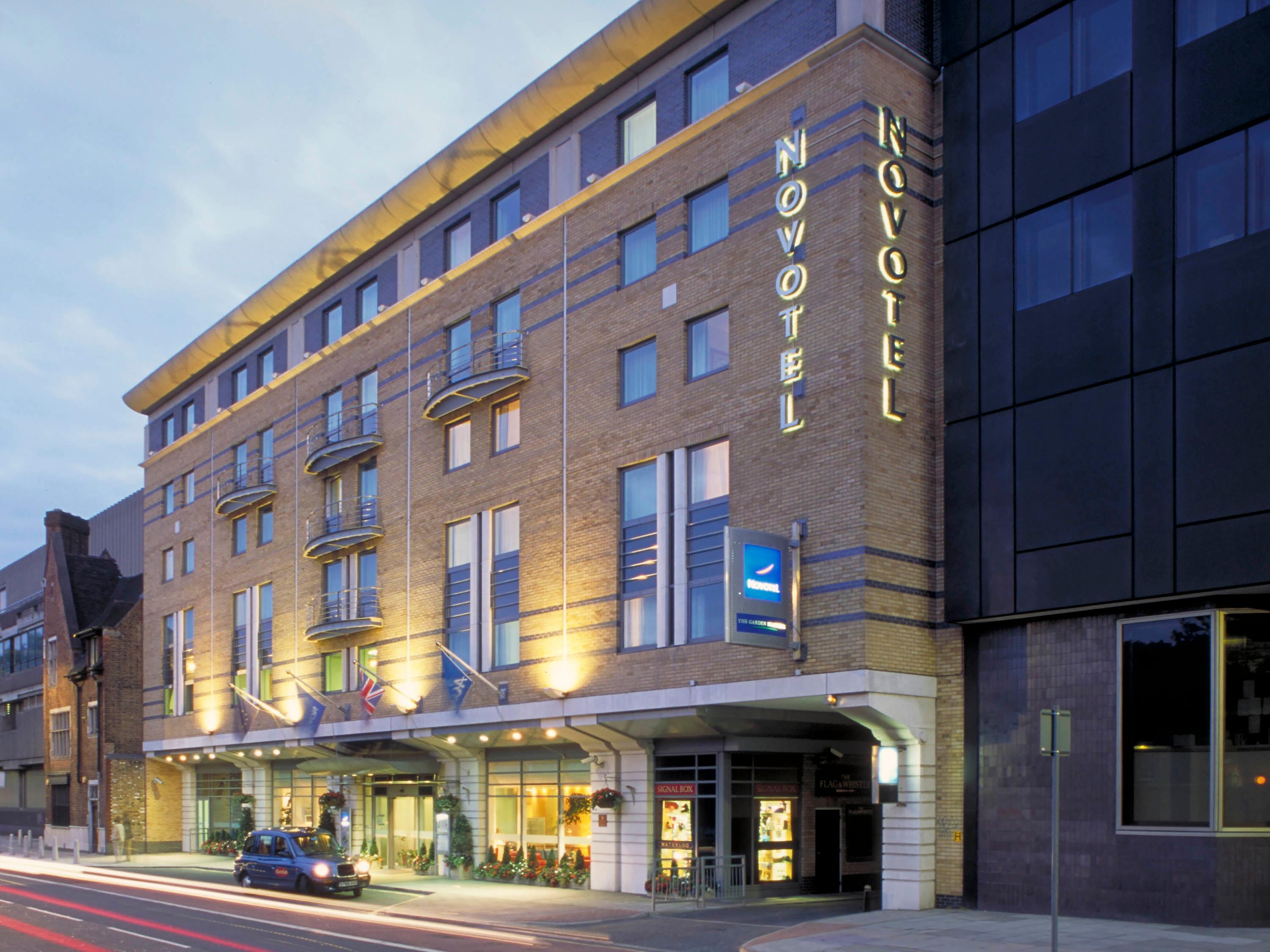 Vista Exterior Novotel London Waterloo