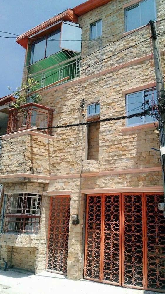 Vista Exterior Garces Budget Apartelle
