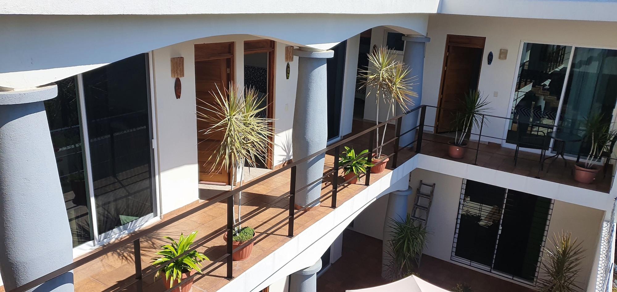 Vista Exterior Carri Surf Studio