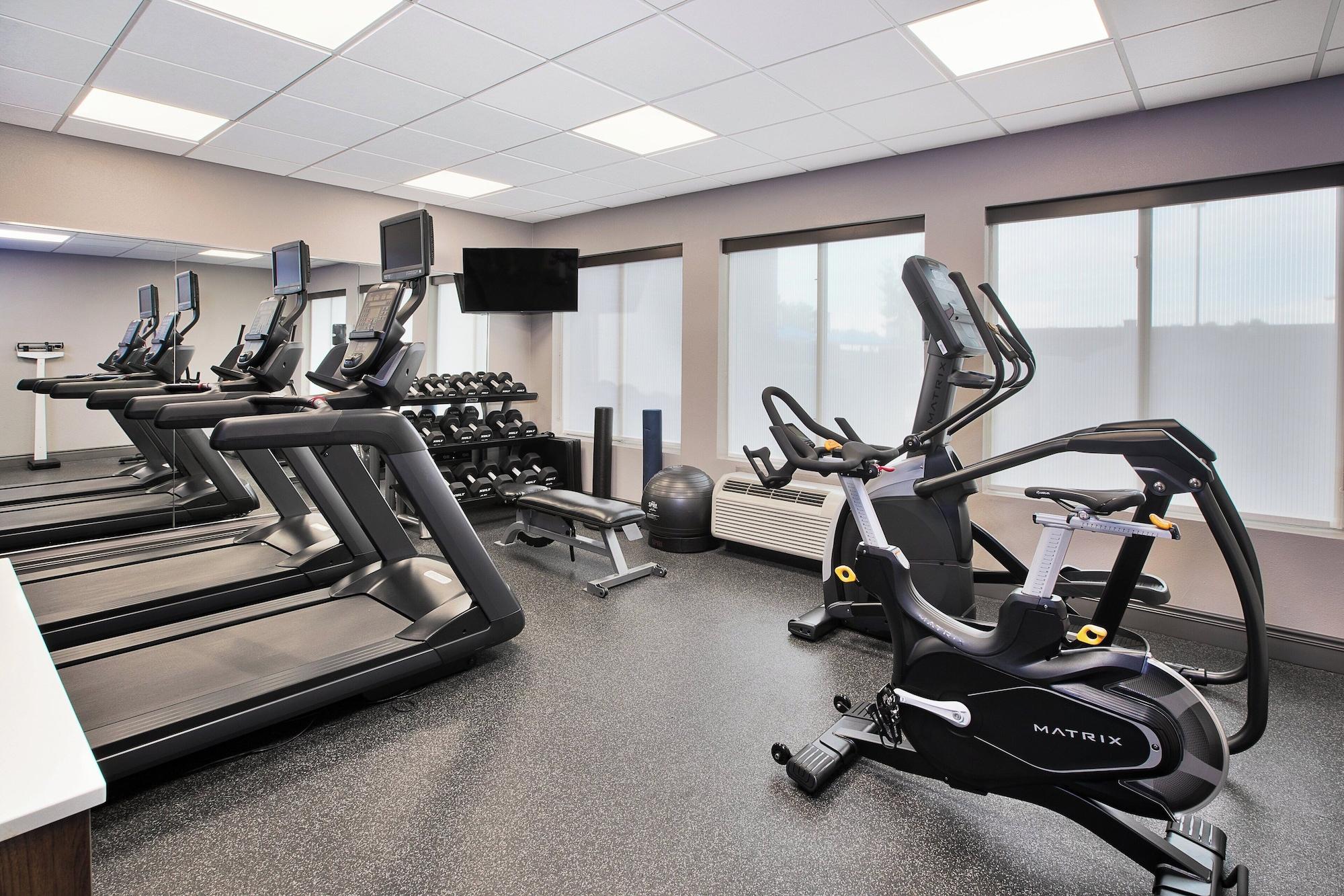 Gimnasio Holiday Inn Express & Suites W. Monroe by IHG