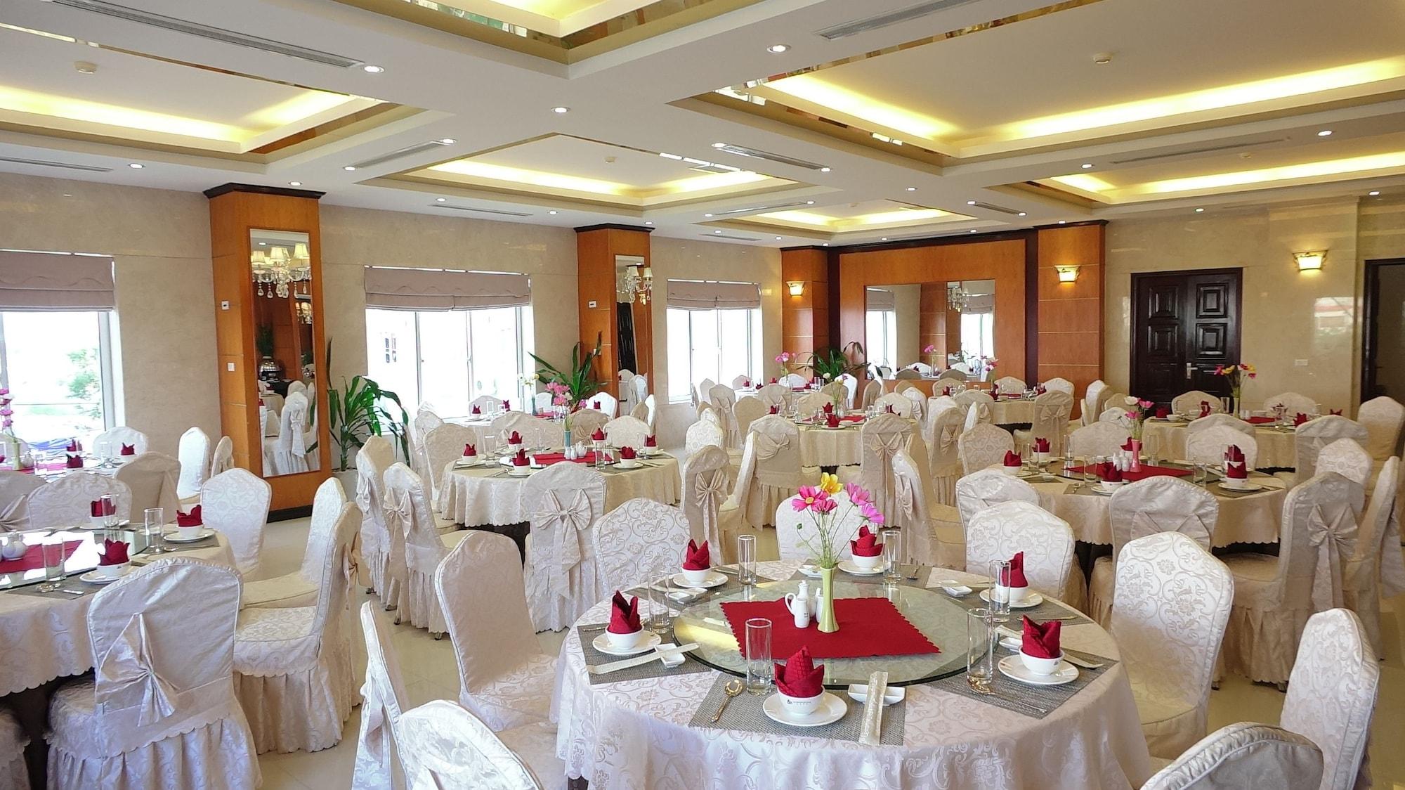 Restaurant Golden Halong Hotel