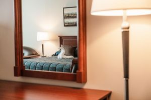 Alojamiento - Adam's Airport Inn