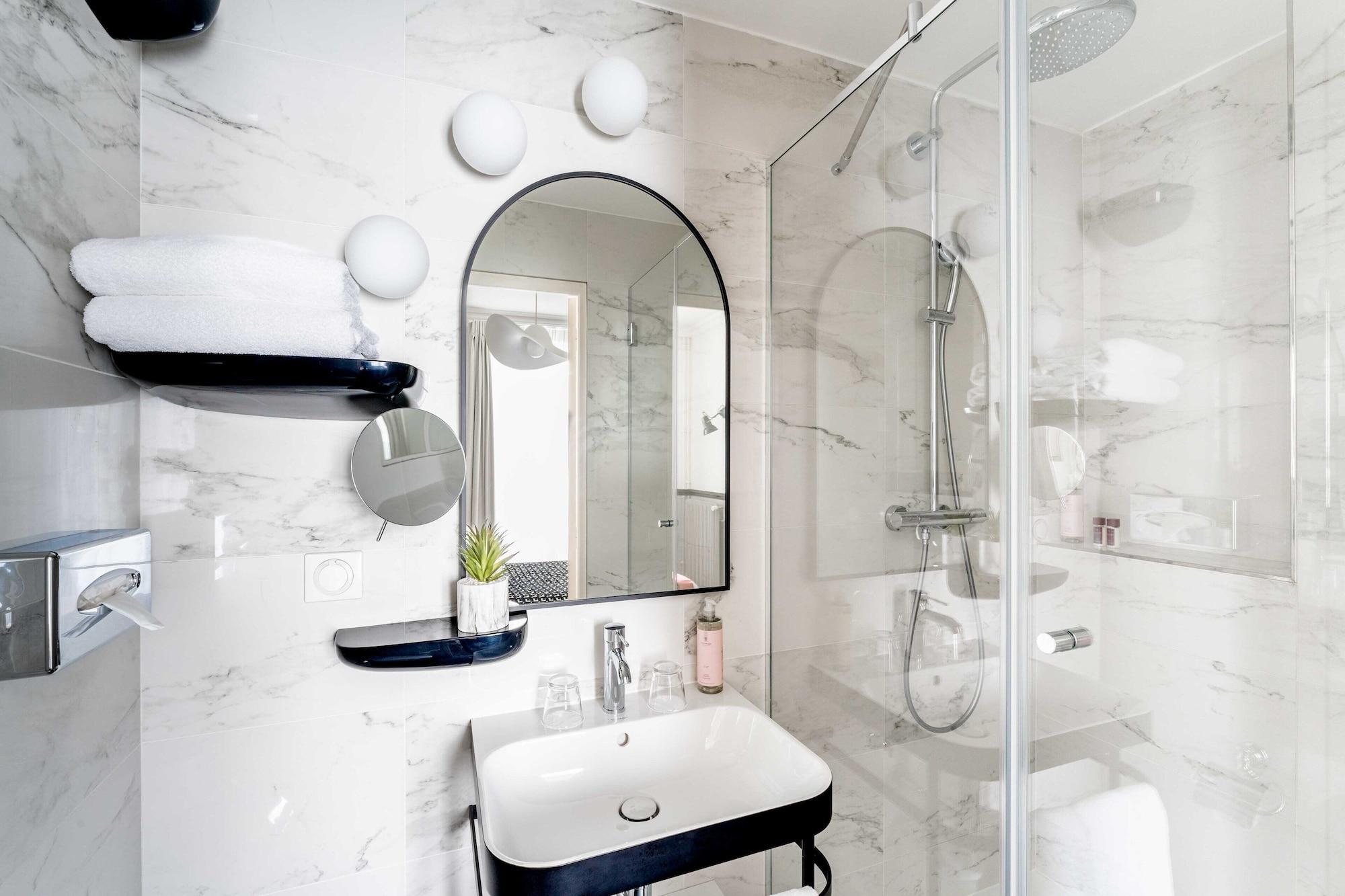 Equipamiento de Habitación Hôtel Malte - Astotel