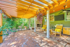 Alquiler Temporario - Walk to the Alamodome! Quirky Gem w/ Private Patio