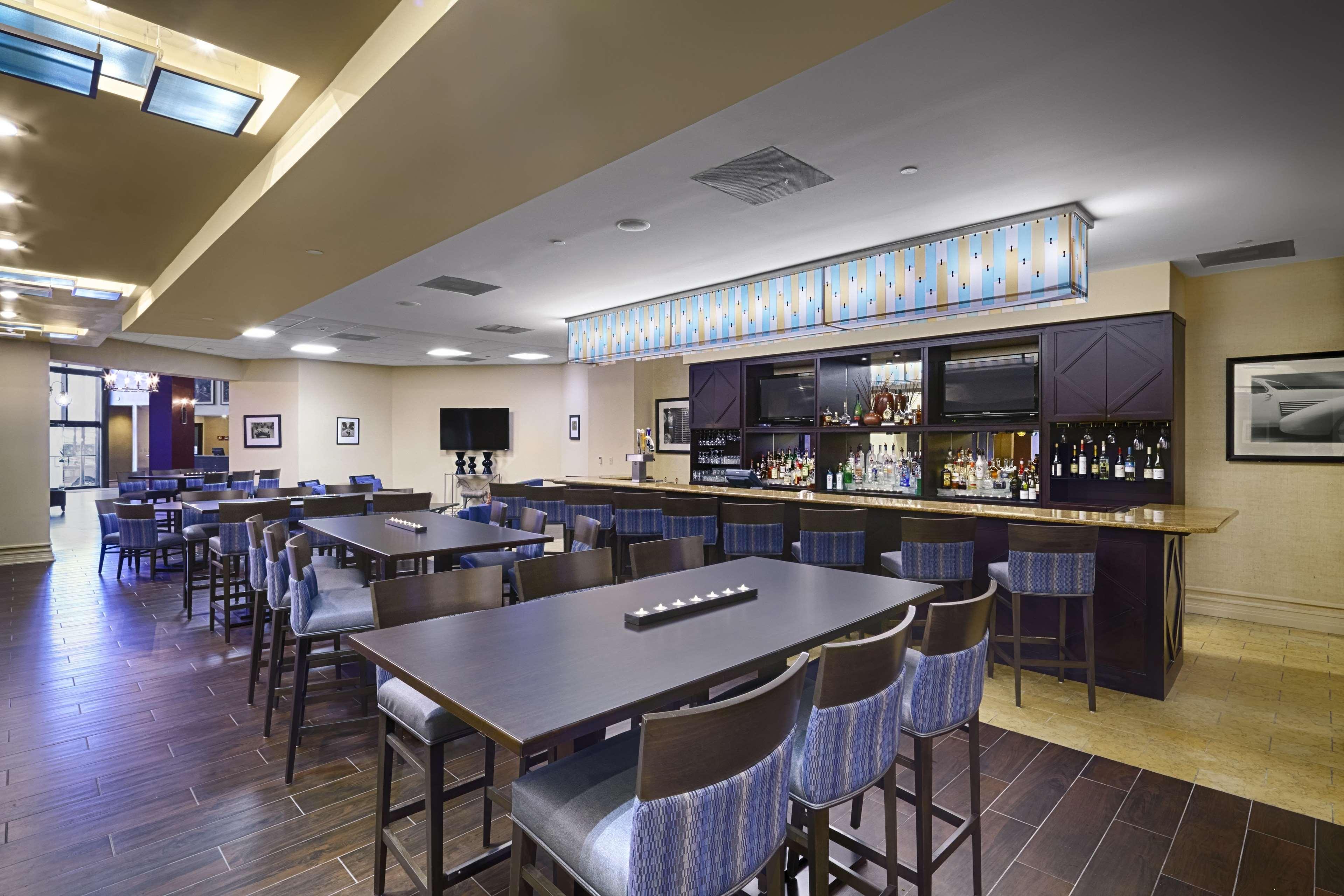Bar/Salón DoubleTree by Hilton Hotel Orlando Downtown