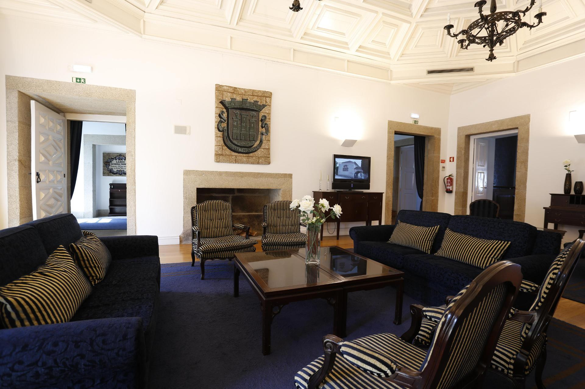 Vista Lobby Montebelo Palácio dos Melos Viseu Historic Hotel