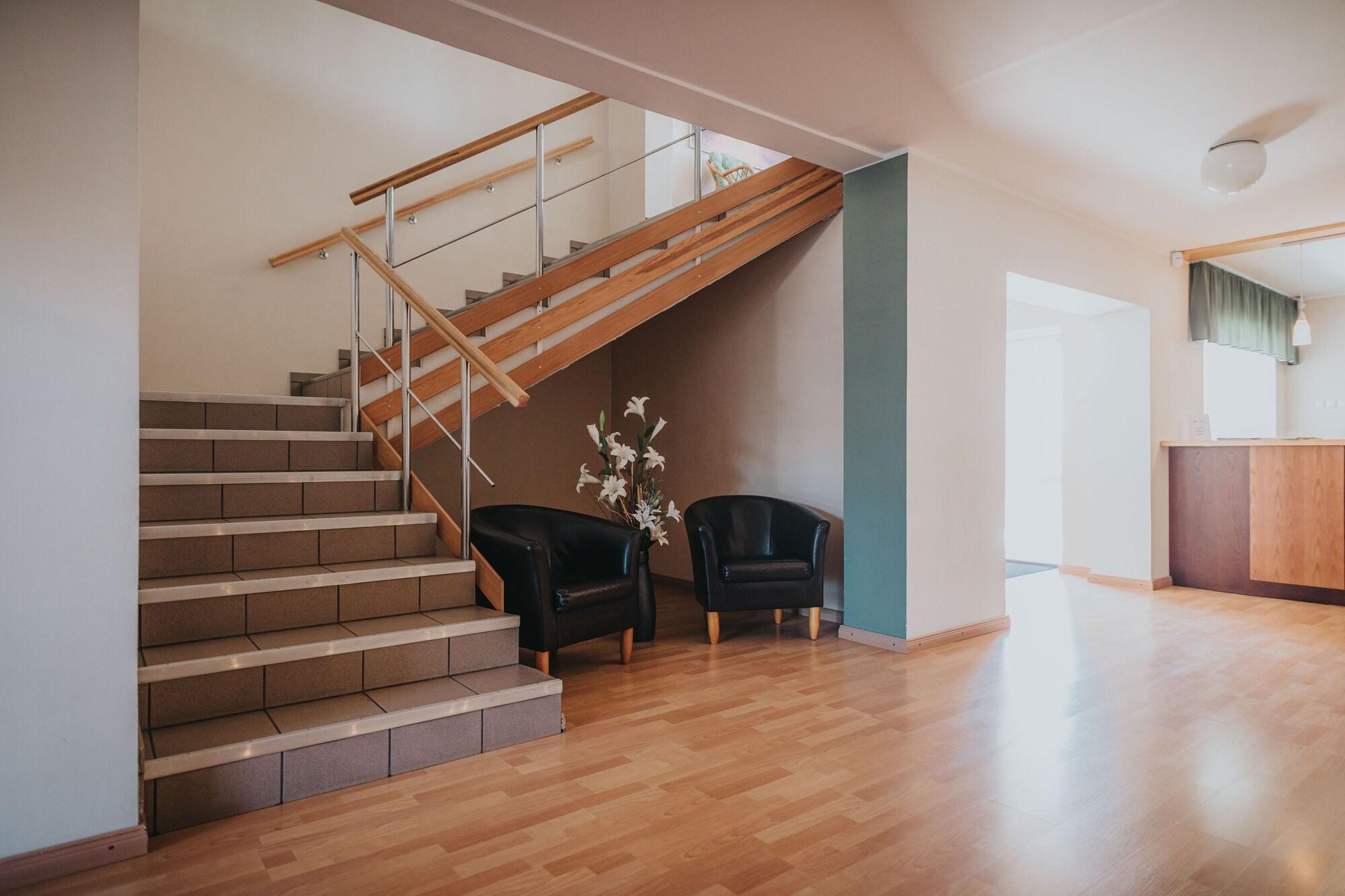 Vista Lobby Staadioni Hotell