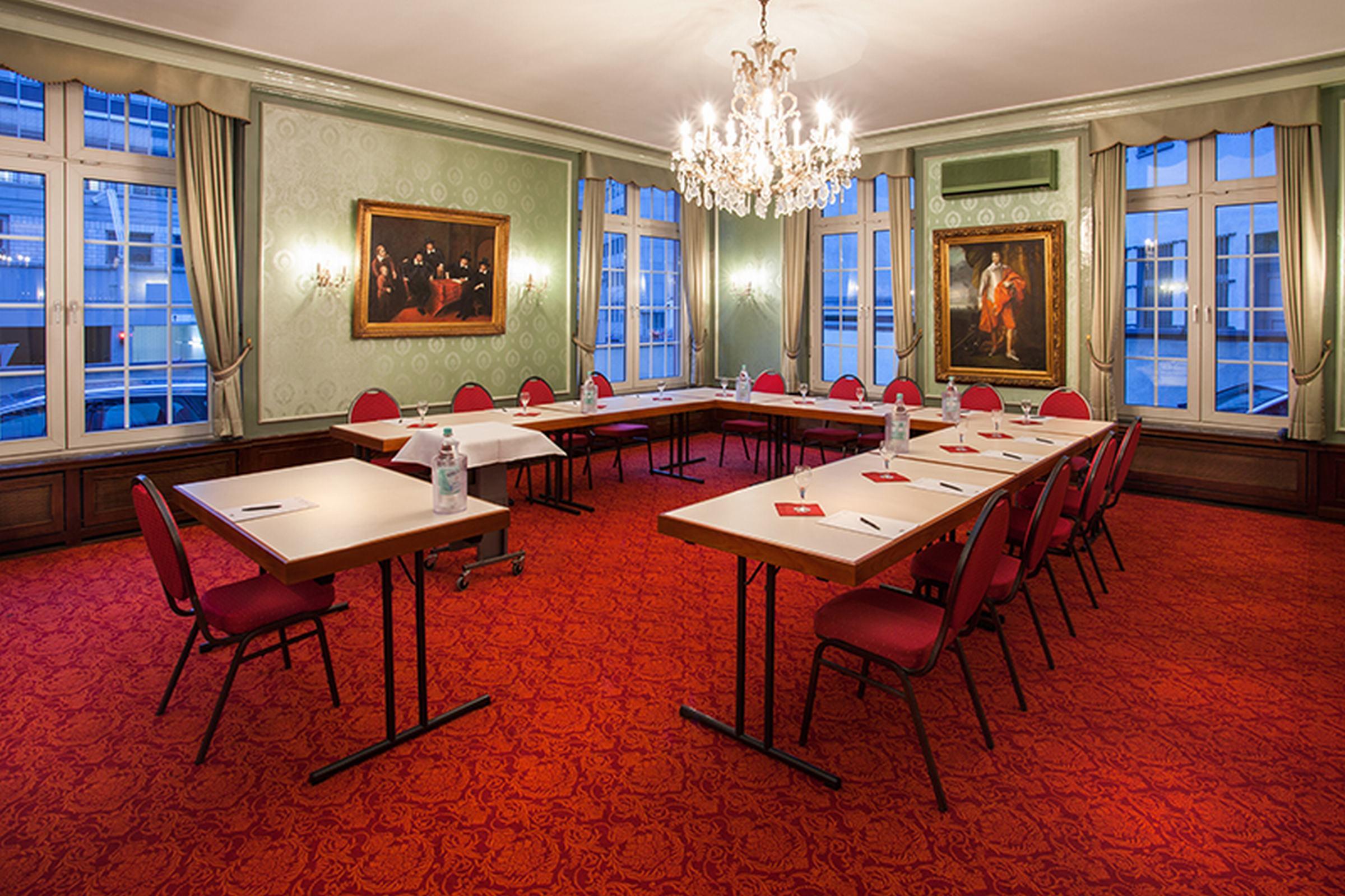 Sala de Reuniones Centro National Frankfurt, Trademark Collection by Wyndham