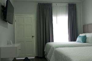 Alquiler Vacacional - Gorgeous double room with Caribbean view next to PASEO, parking, balcony netflix