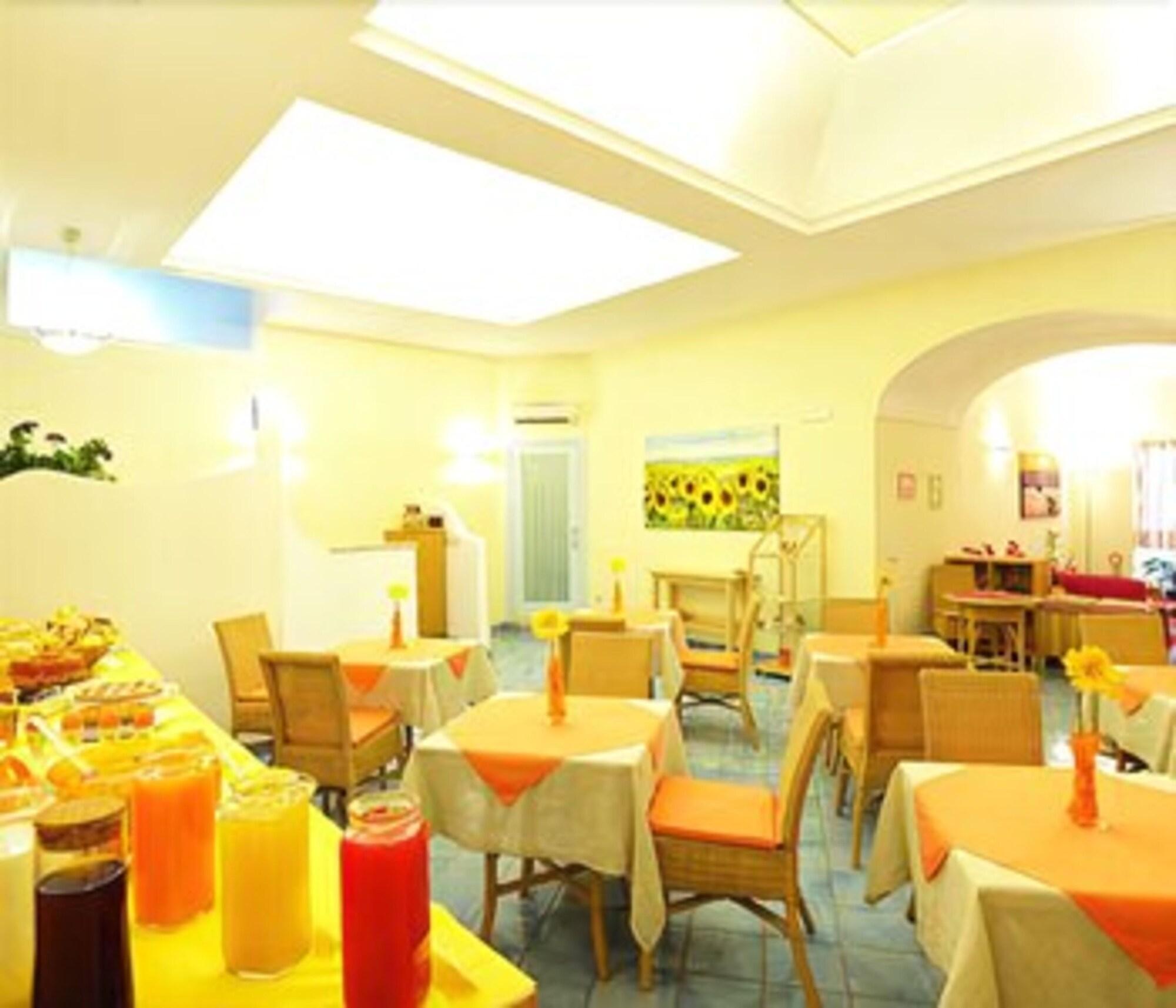 Restaurante Sharon House