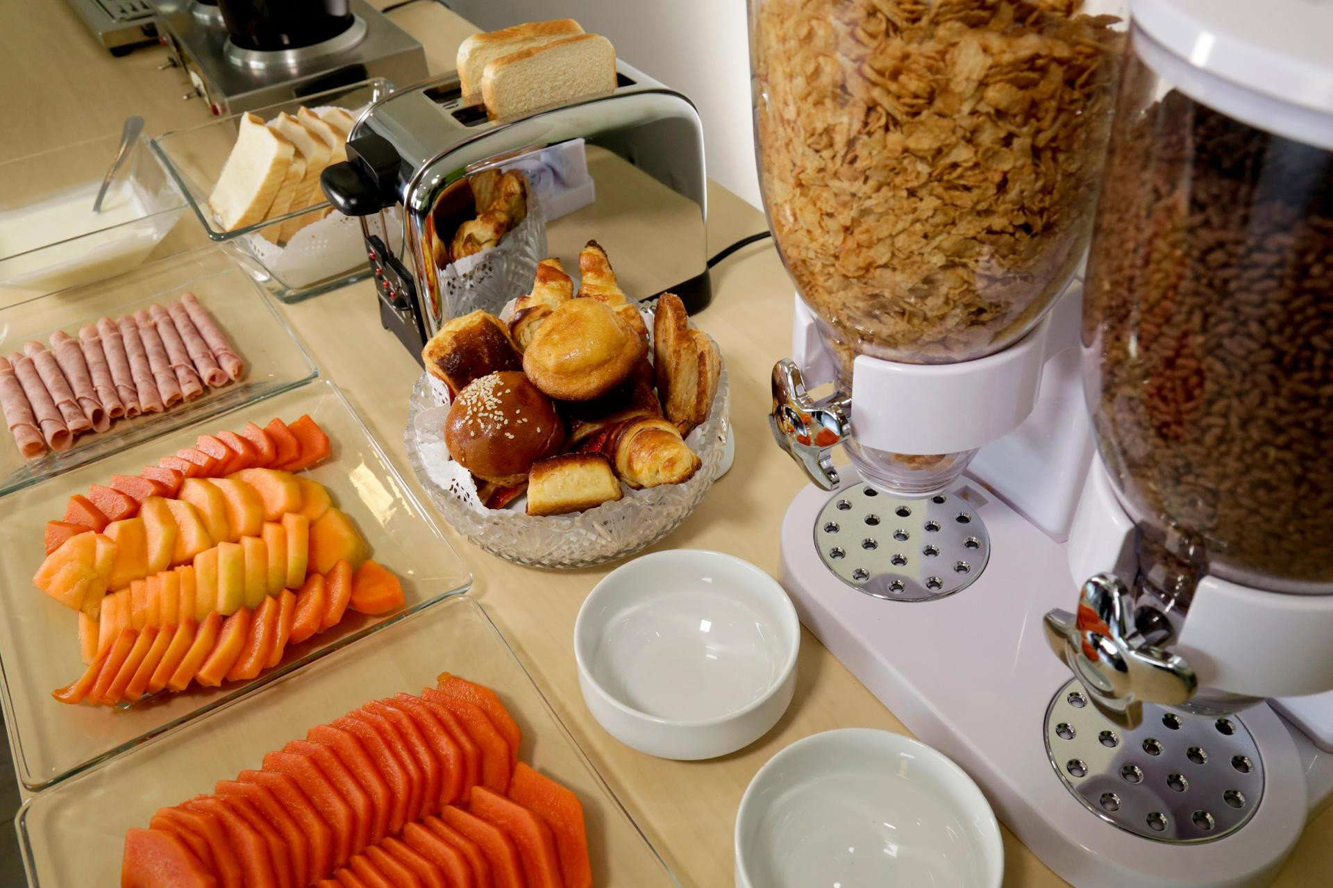 Restaurant Life Hotel