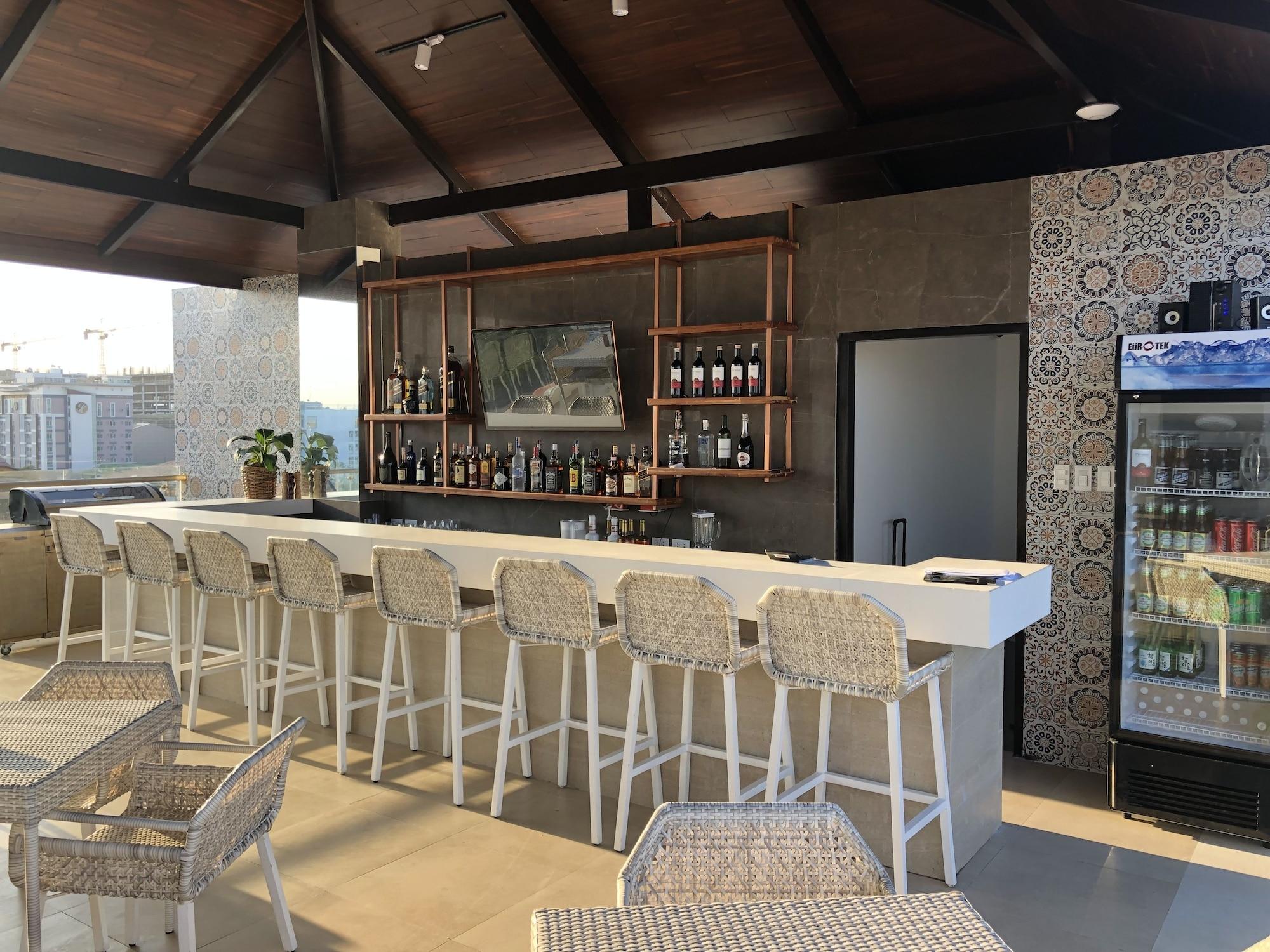 Bar/Salón Apollonia Royale Hotel