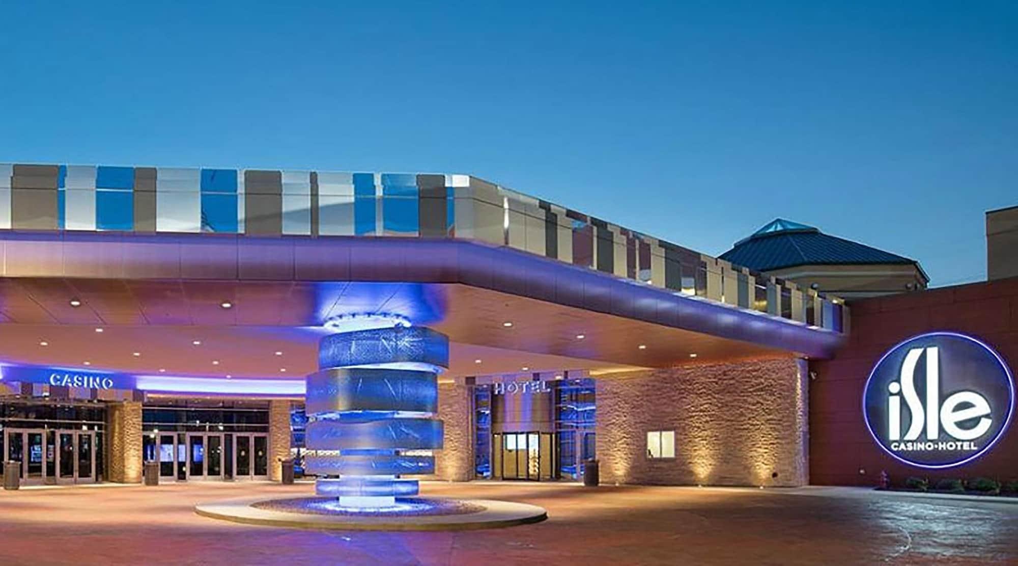 Vista da fachada Isle Casino Hotel Bettendorf - A Caesars Rewards Destination