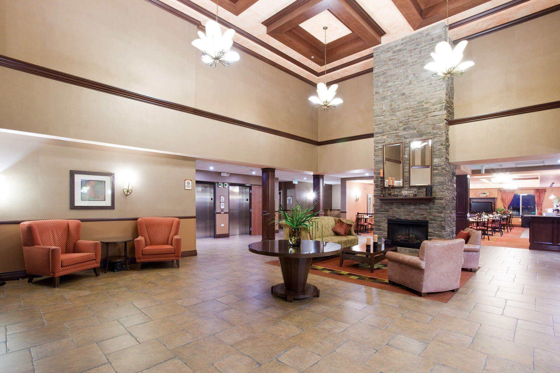 Vista Lobby Holiday Inn Denver-Parker-E470/Parker Road by IHG