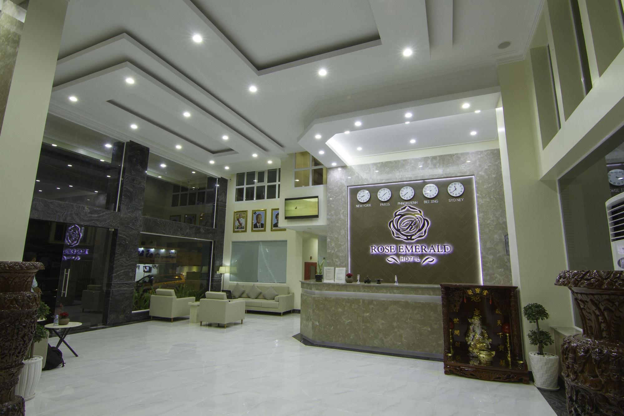 Varios Rose Emerald Hotel